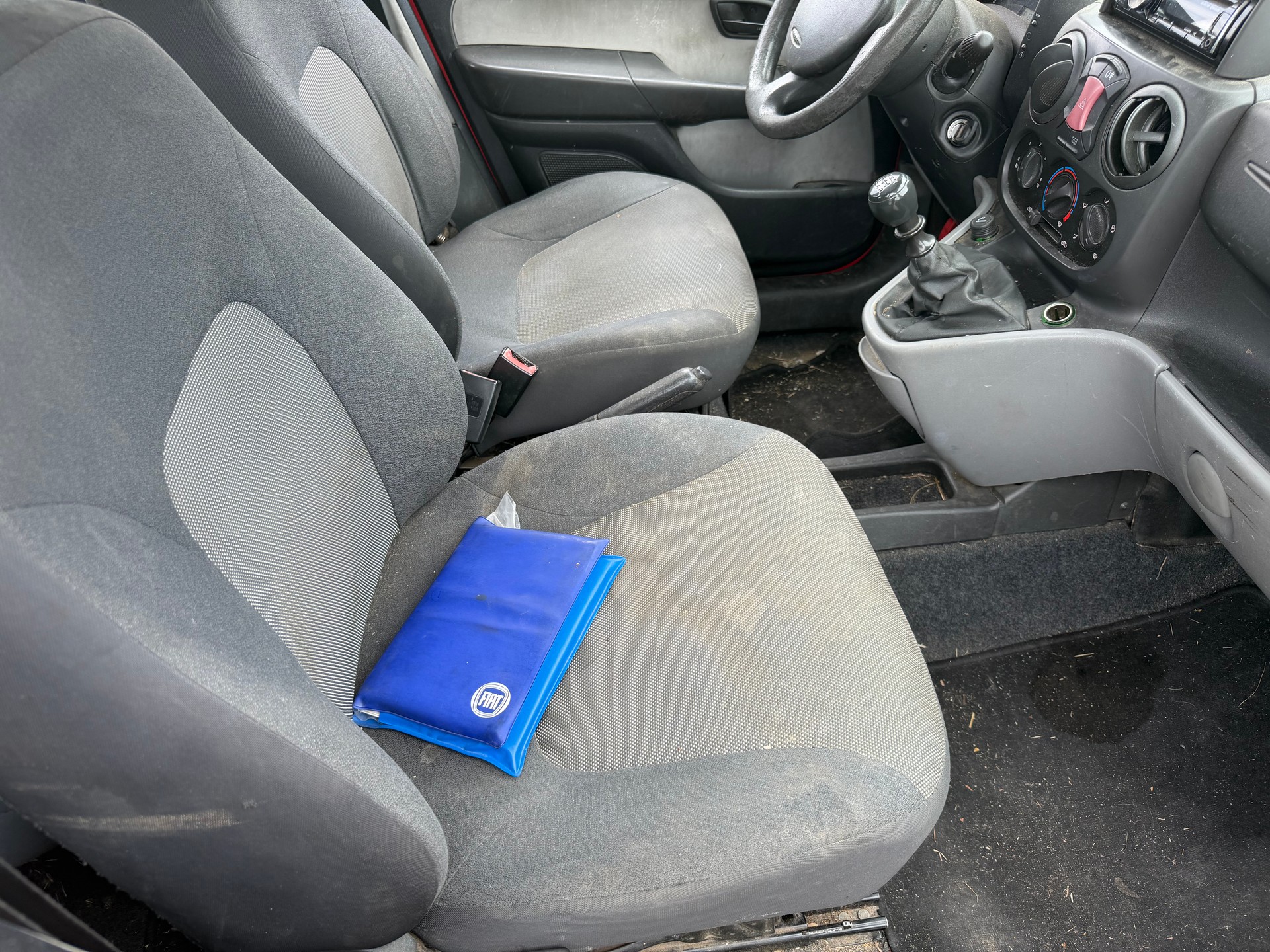FIAT Doblò 1.6 Bipower Active-image-7