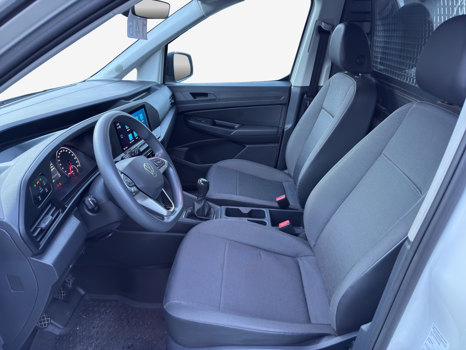 VW Caddy Cargo 2.0TDI-image-7