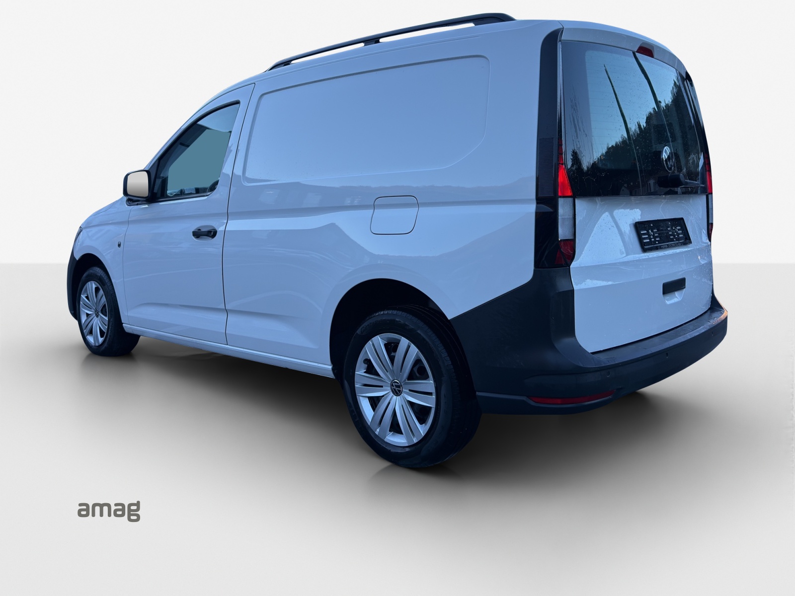 VW Caddy Cargo 2.0TDI-image-2