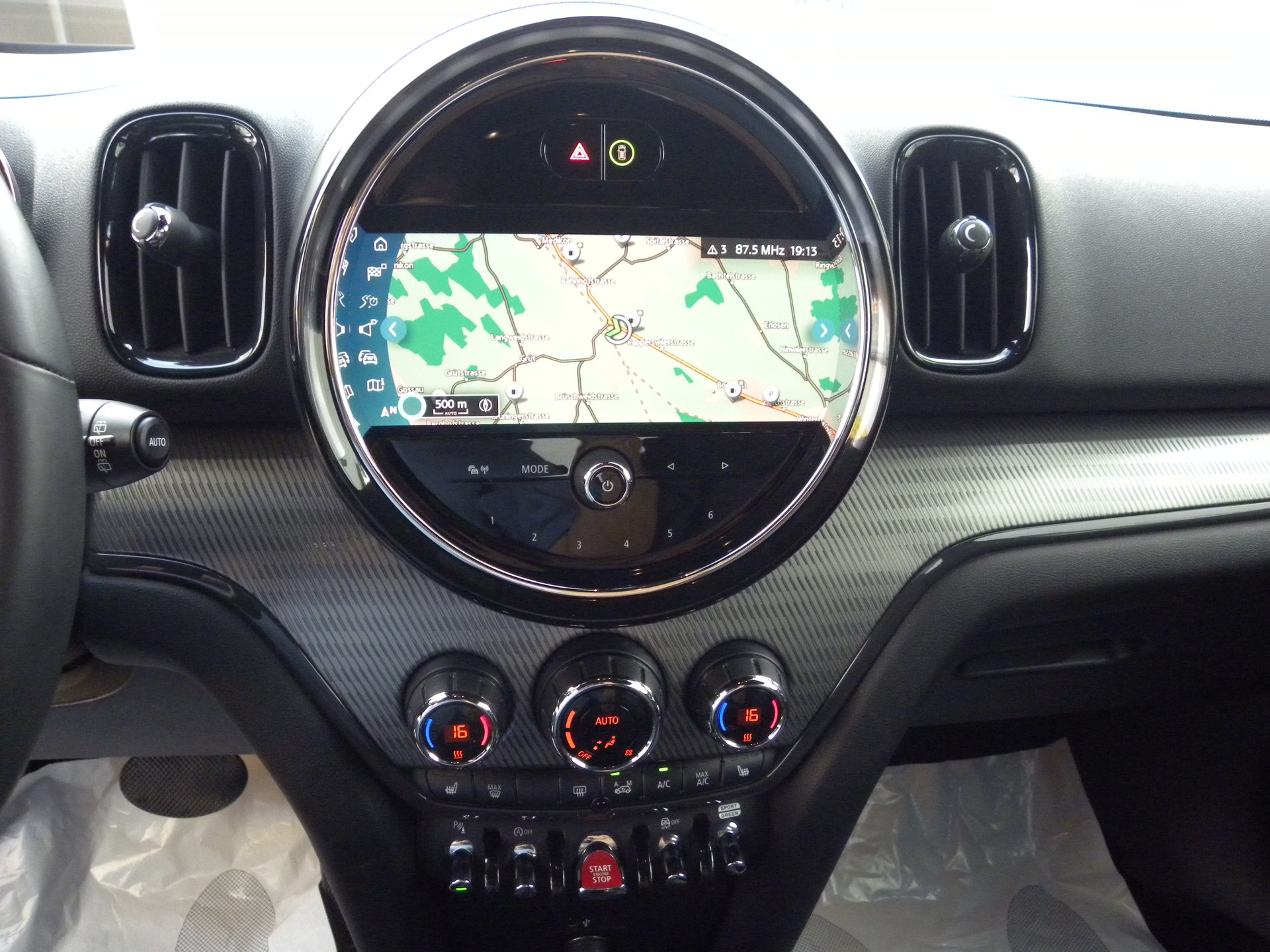 MINI Countryman Cooper S Trafalgar ALL4 Steptronic-image-11