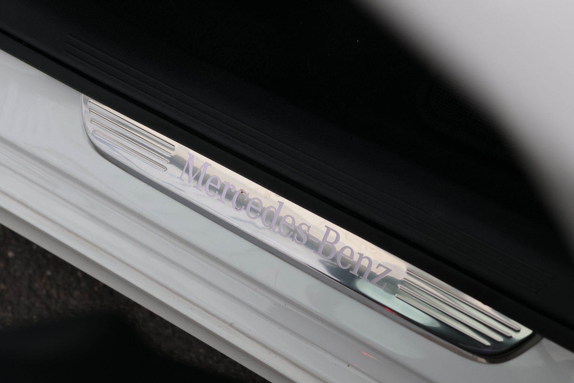 MERCEDES-BENZ E 220 d AMG Line 4Matic 9G-Tronic (CH)-image-20