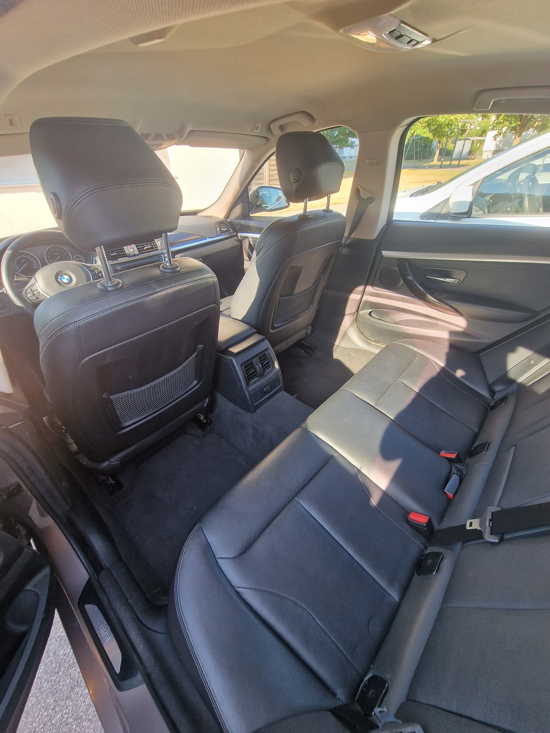 BMW Modern Line-image-3