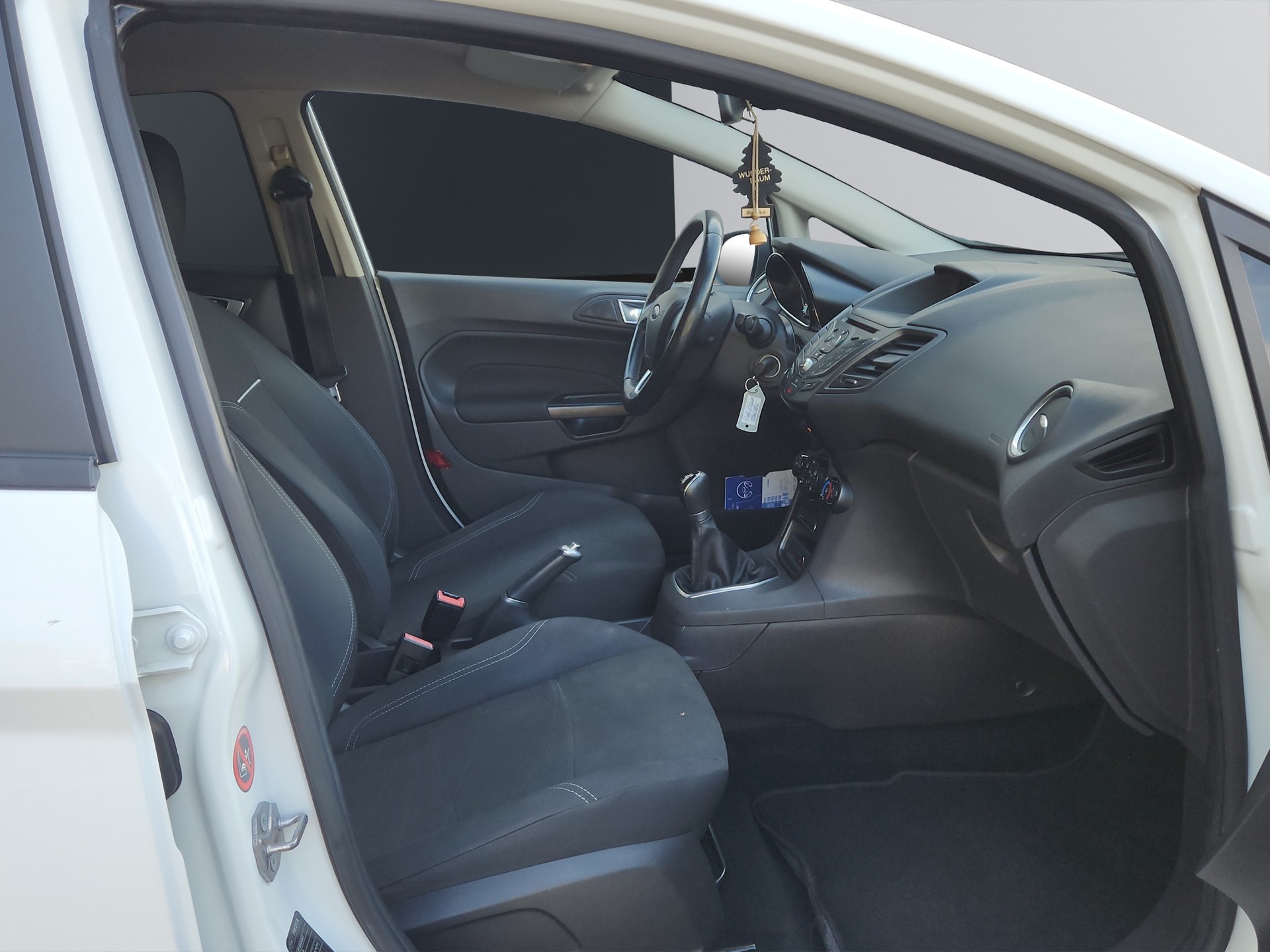 FORD Fiesta 1.0 SCTi Trend-image-13