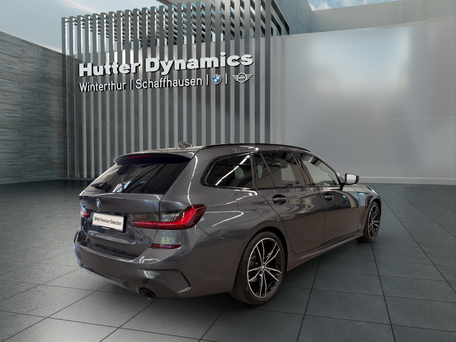 BMW 320d xDrive Touring M AERODYNAMIKPAKET-image-4