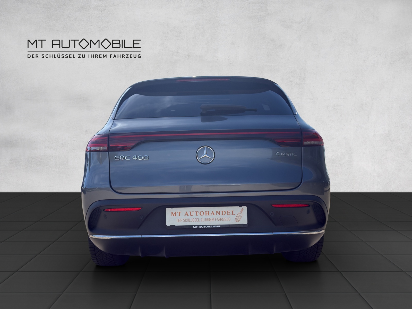 MERCEDES-BENZ EQC 400 AMG Line 4Matic-image-6