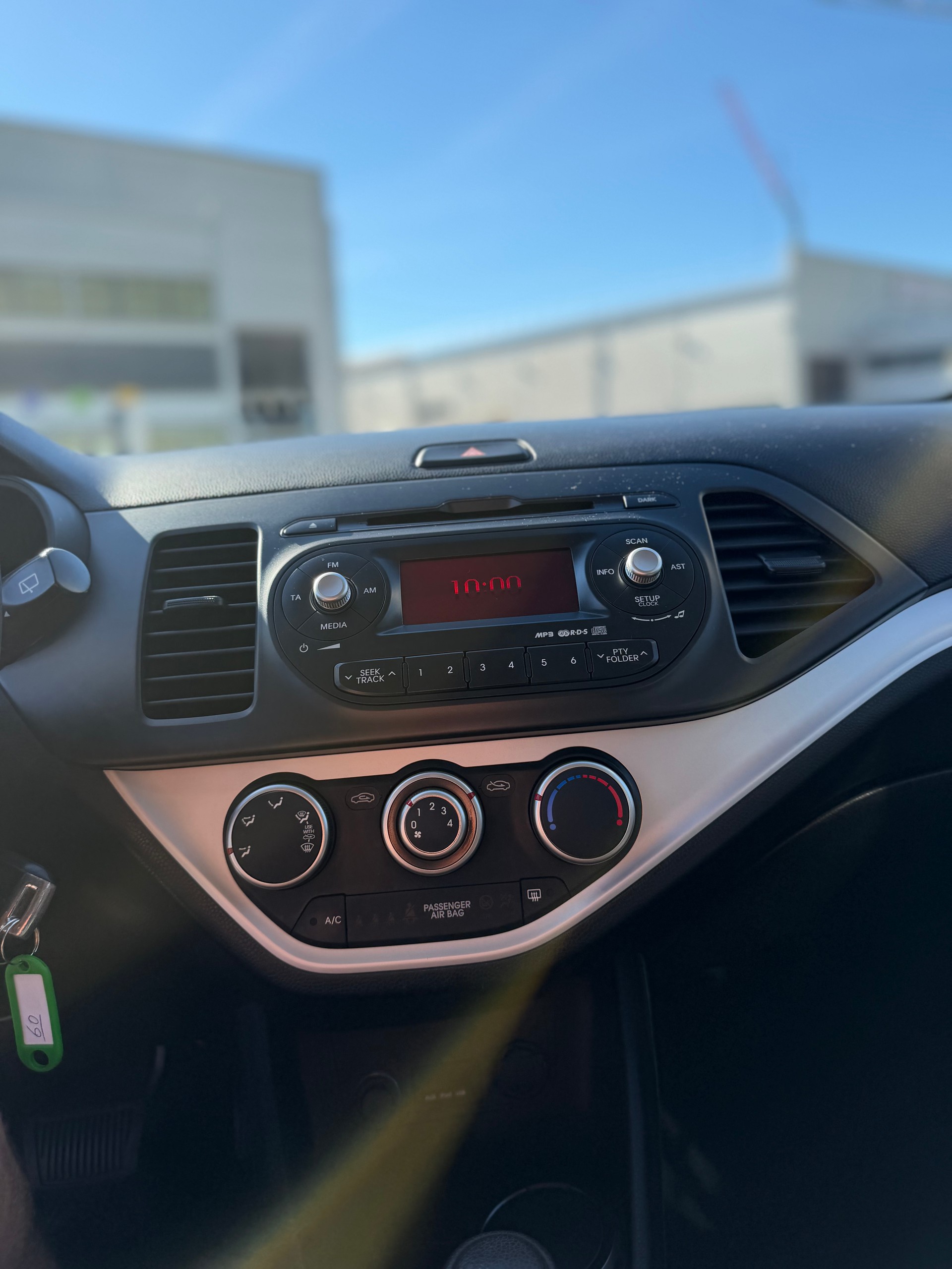 KIA Picanto 1.2 CVVT Style Automatic-image-9