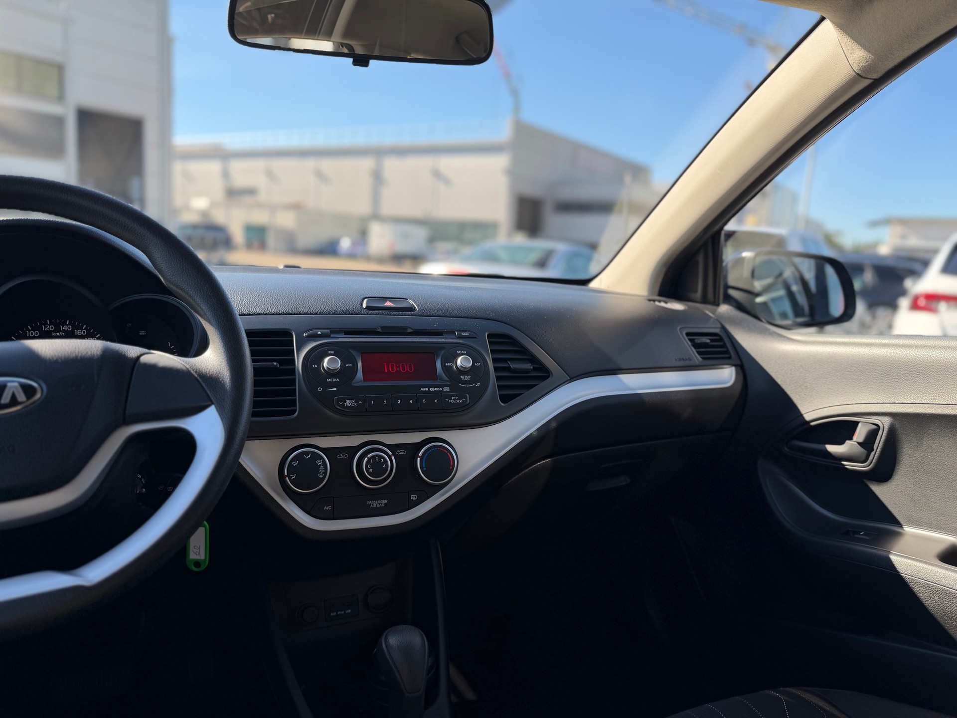 KIA Picanto 1.2 CVVT Style Automatic-image-10