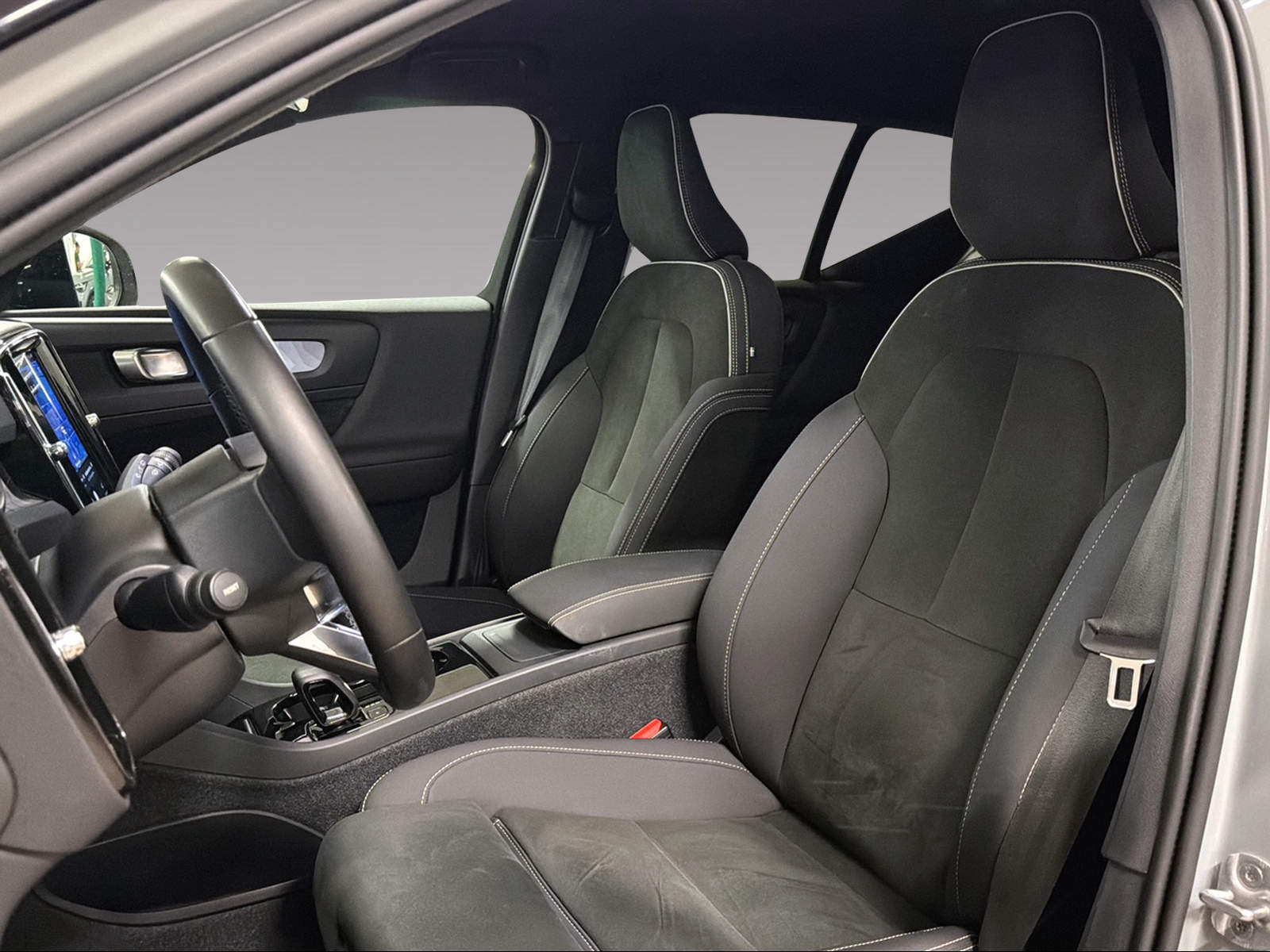 VOLVO XC40 E80 Twin Plus AWD-image-7