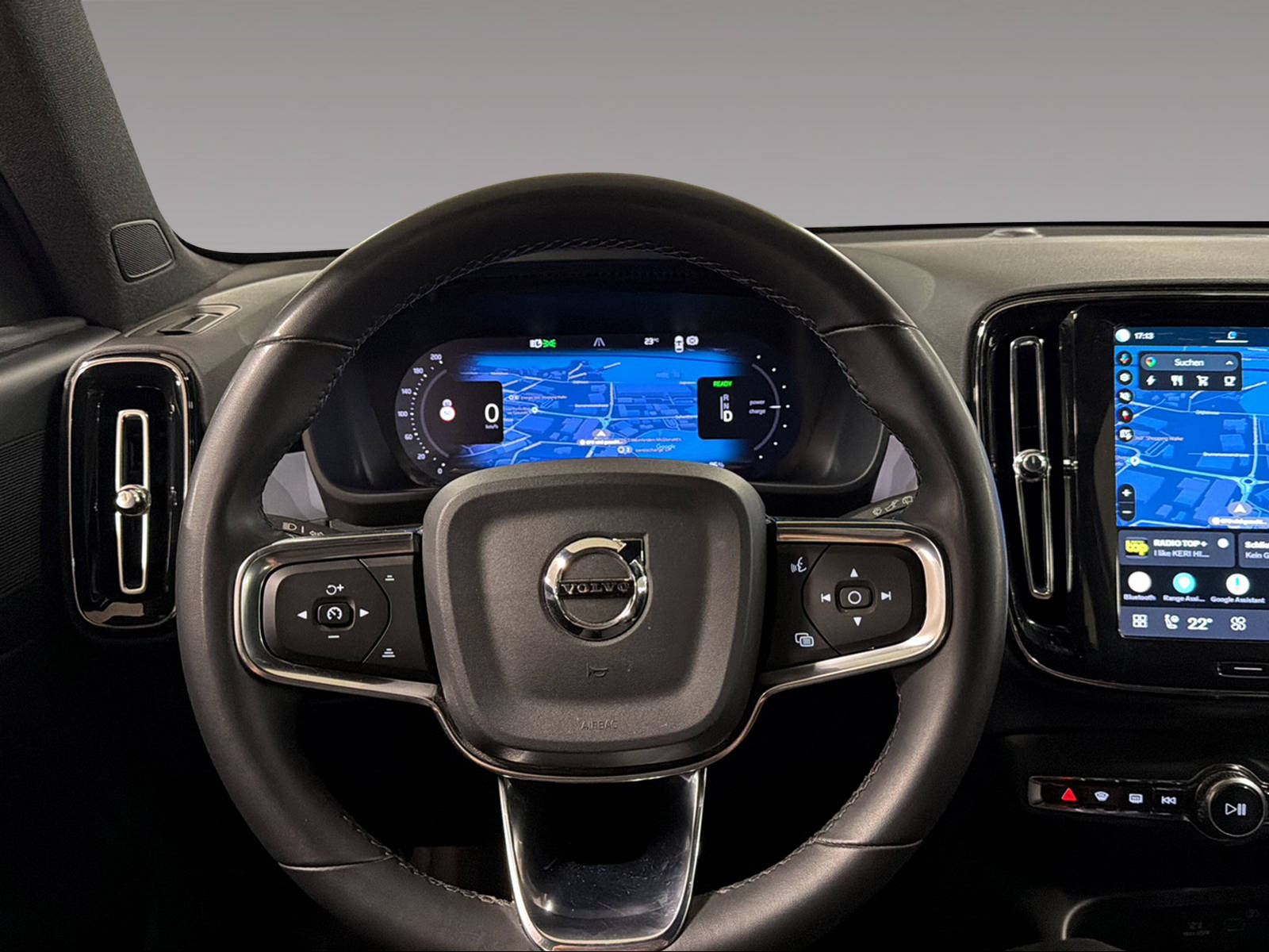 VOLVO XC40 E80 Twin Plus AWD-image-12