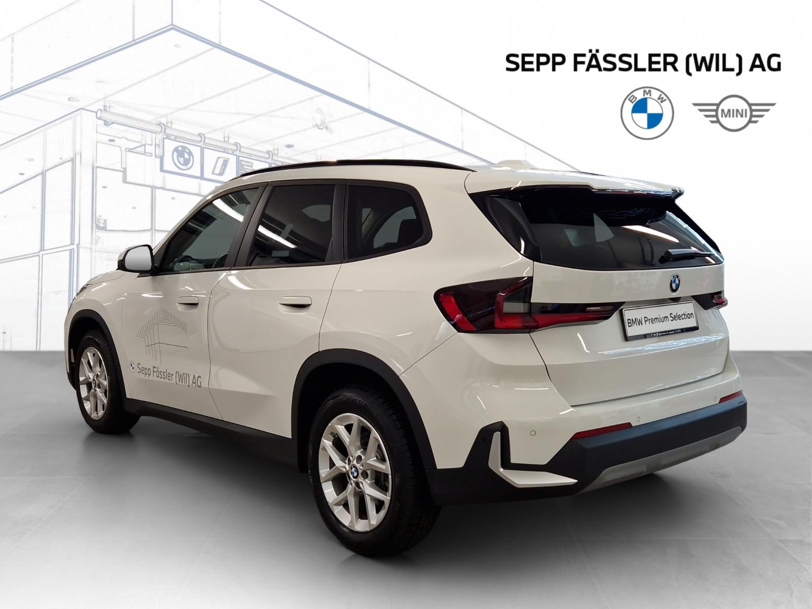 BMW X1 xDrive20d-showroom-element-2
