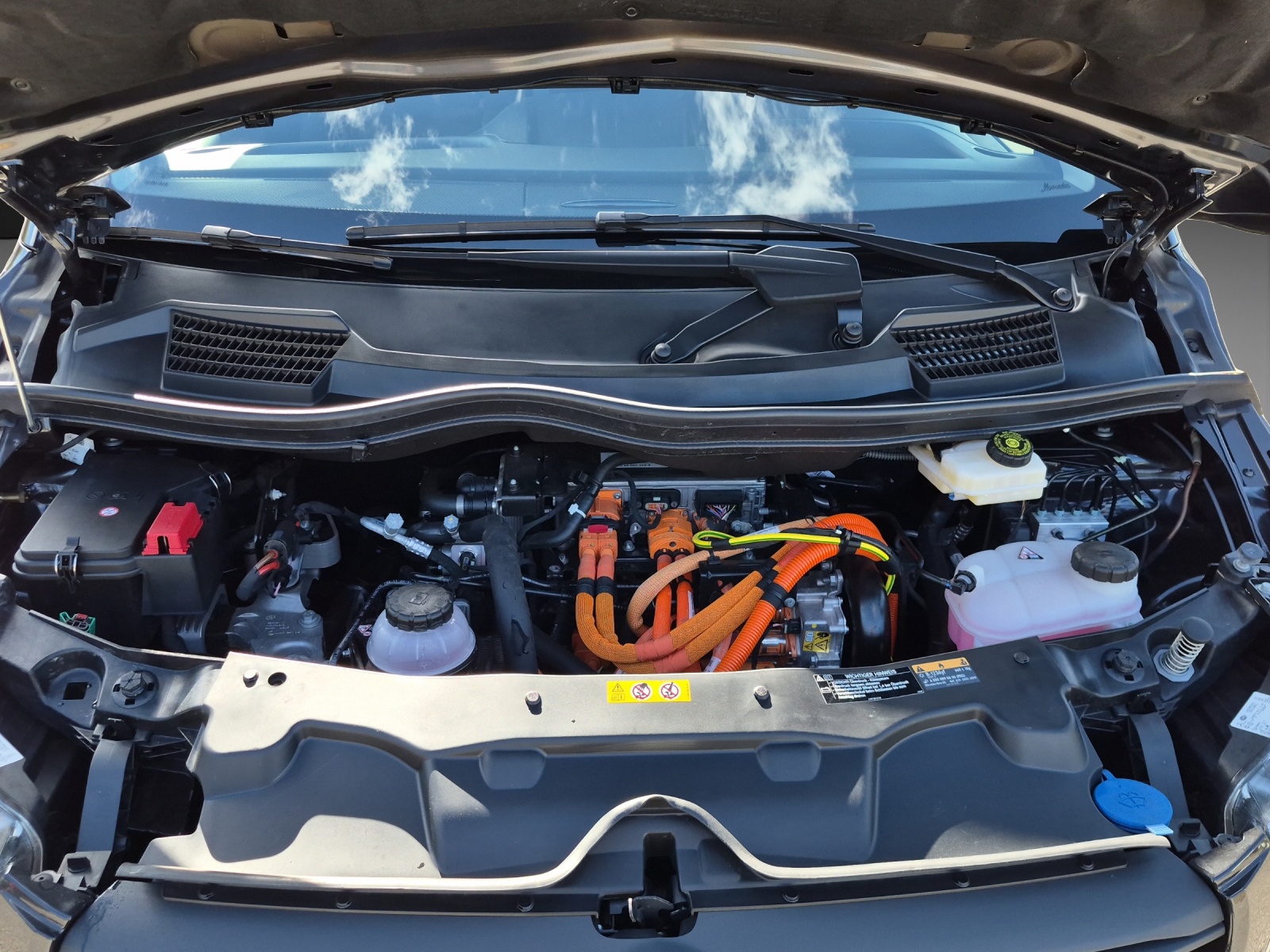 MERCEDES-BENZ 129 KB Tourer PRO Lang 90Kwh-image-12