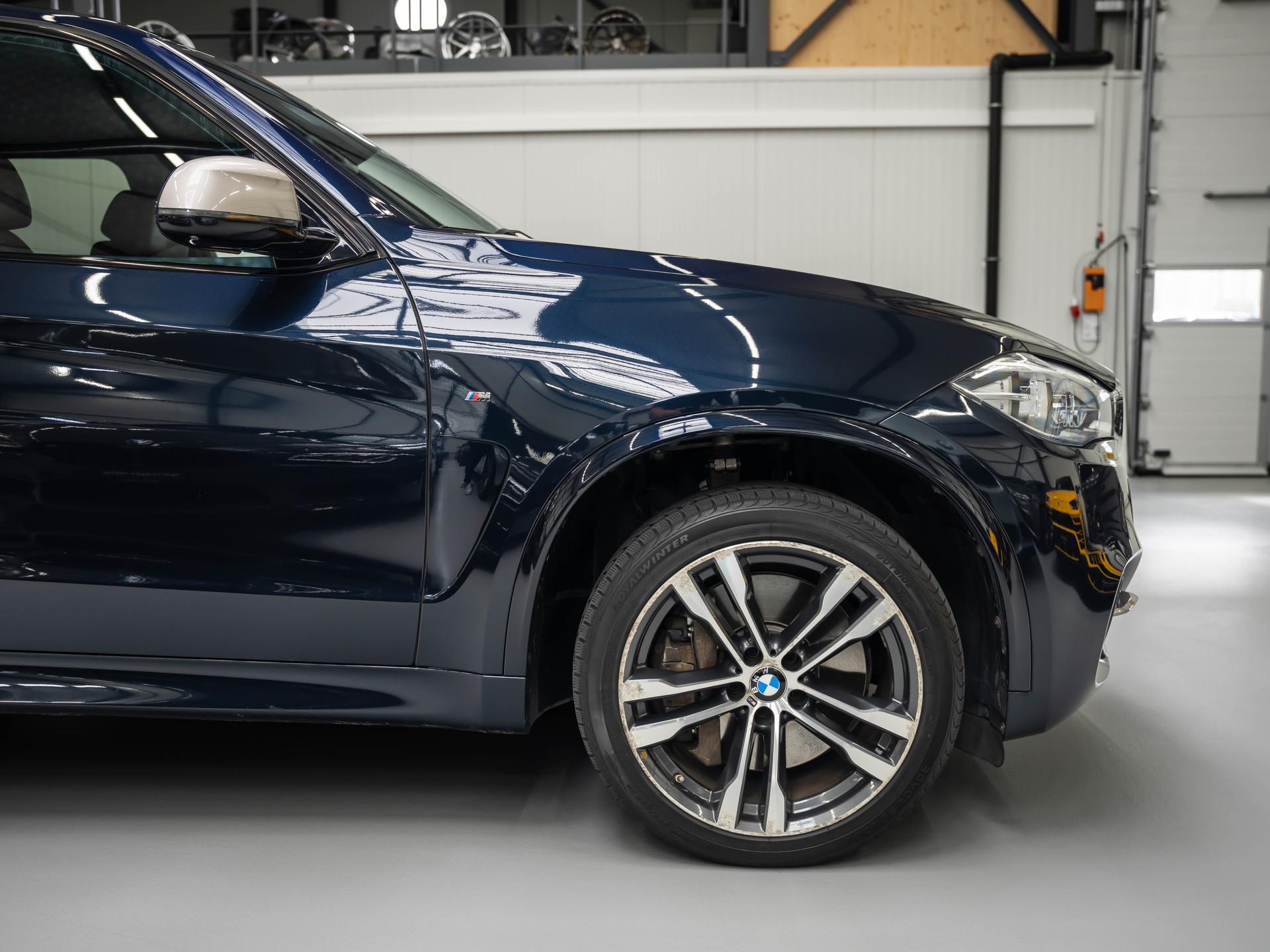 BMW X5 xDrive M50d Steptronic-image-15