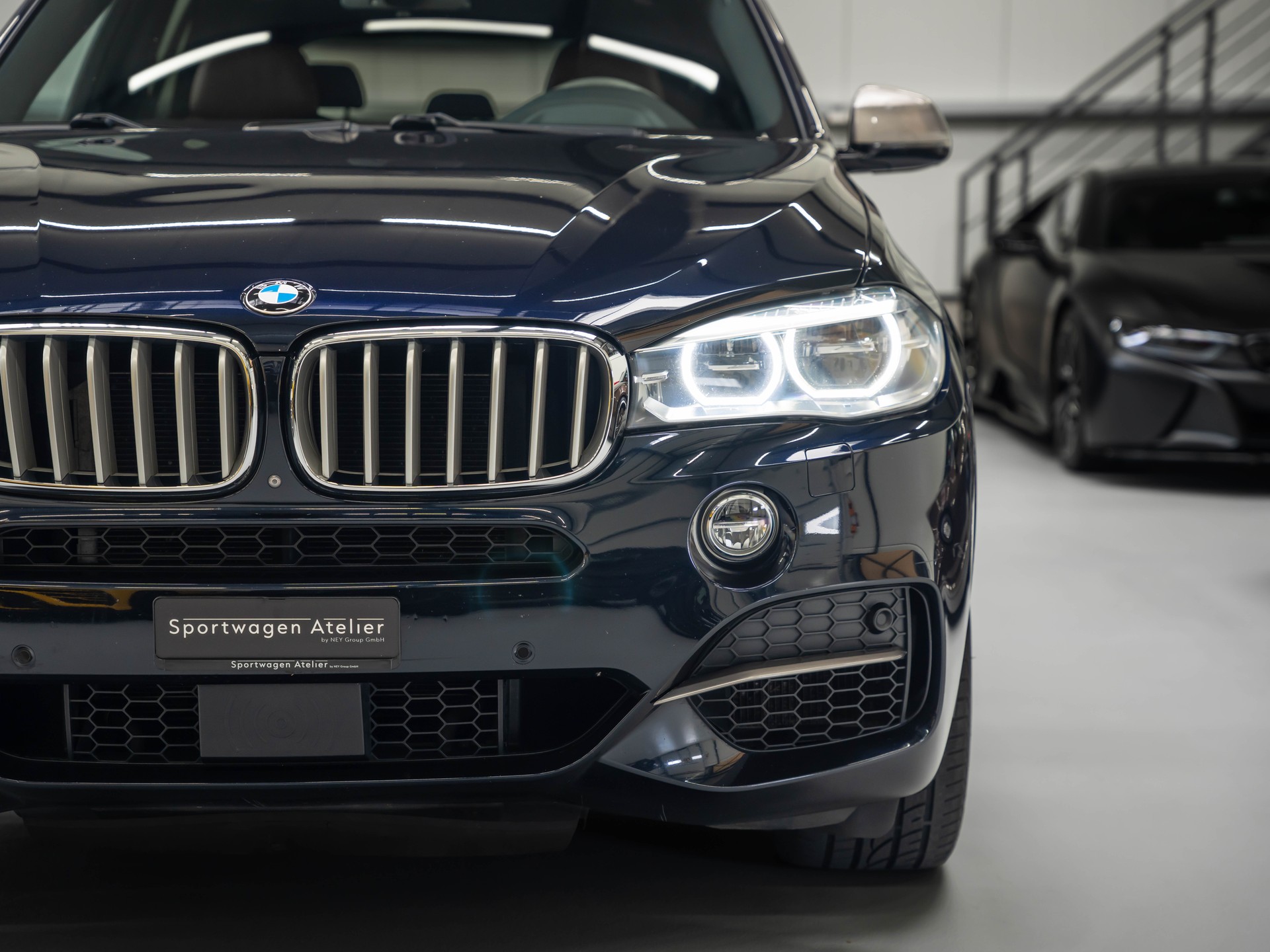 BMW X5 xDrive M50d Steptronic-image-13