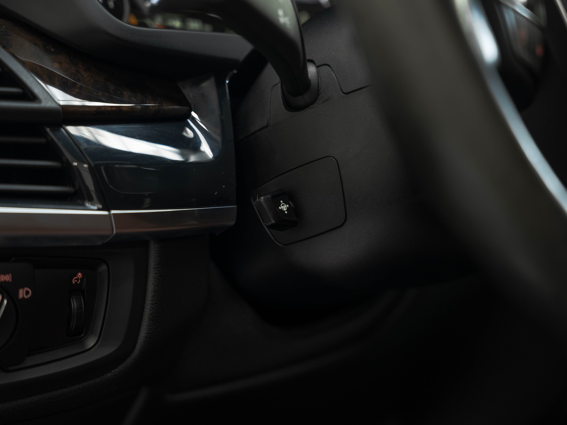 BMW X5 xDrive M50d Steptronic-image-19