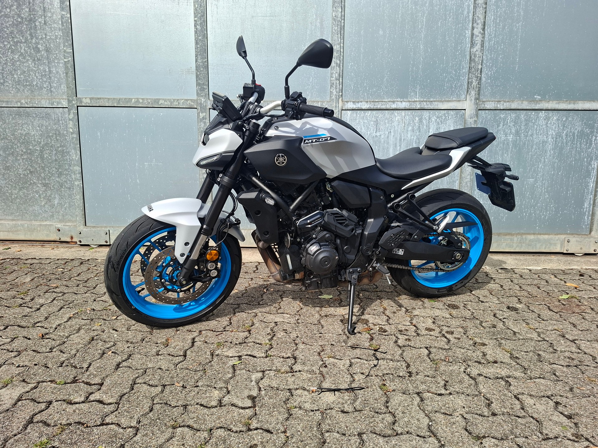 YAMAHA MT-07 Y-AMT-showroom-element-1