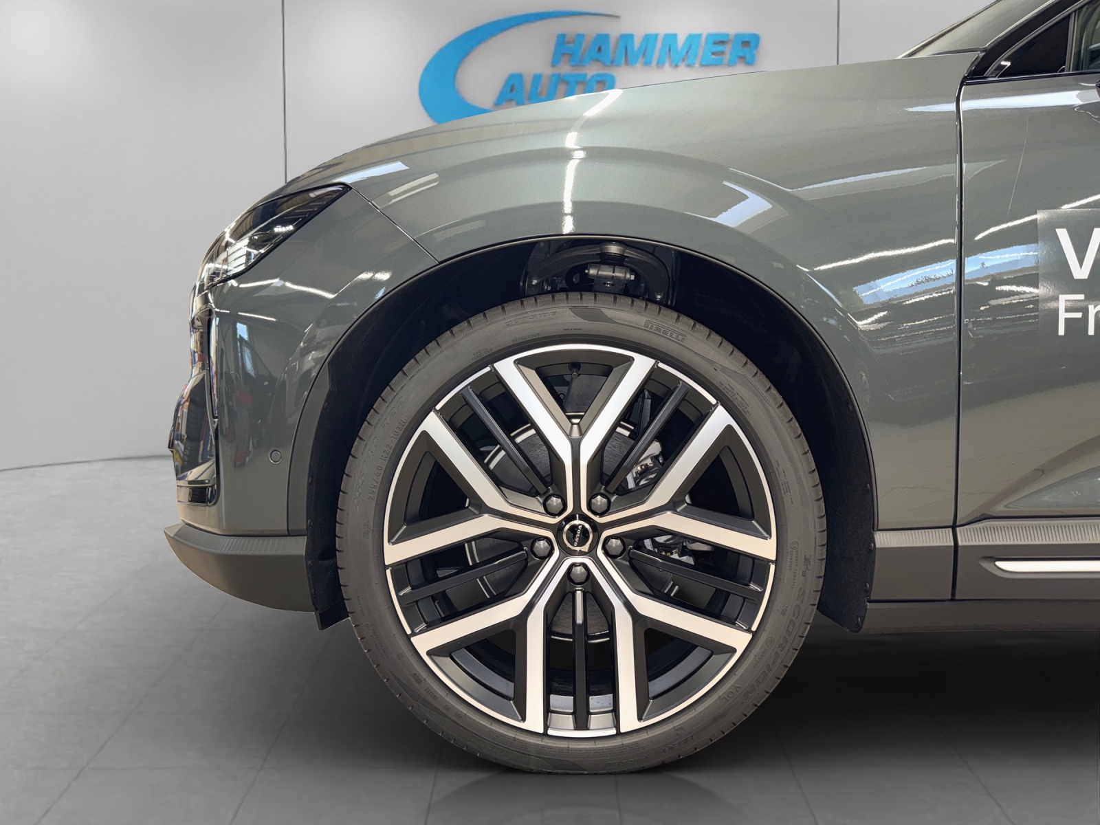 VOLVO EX60 Twin Ultra AWD-image-6