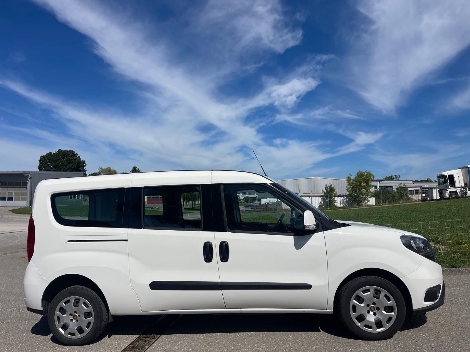FIAT Doblò 1.3 Multijet Kombi Swiss-image-2