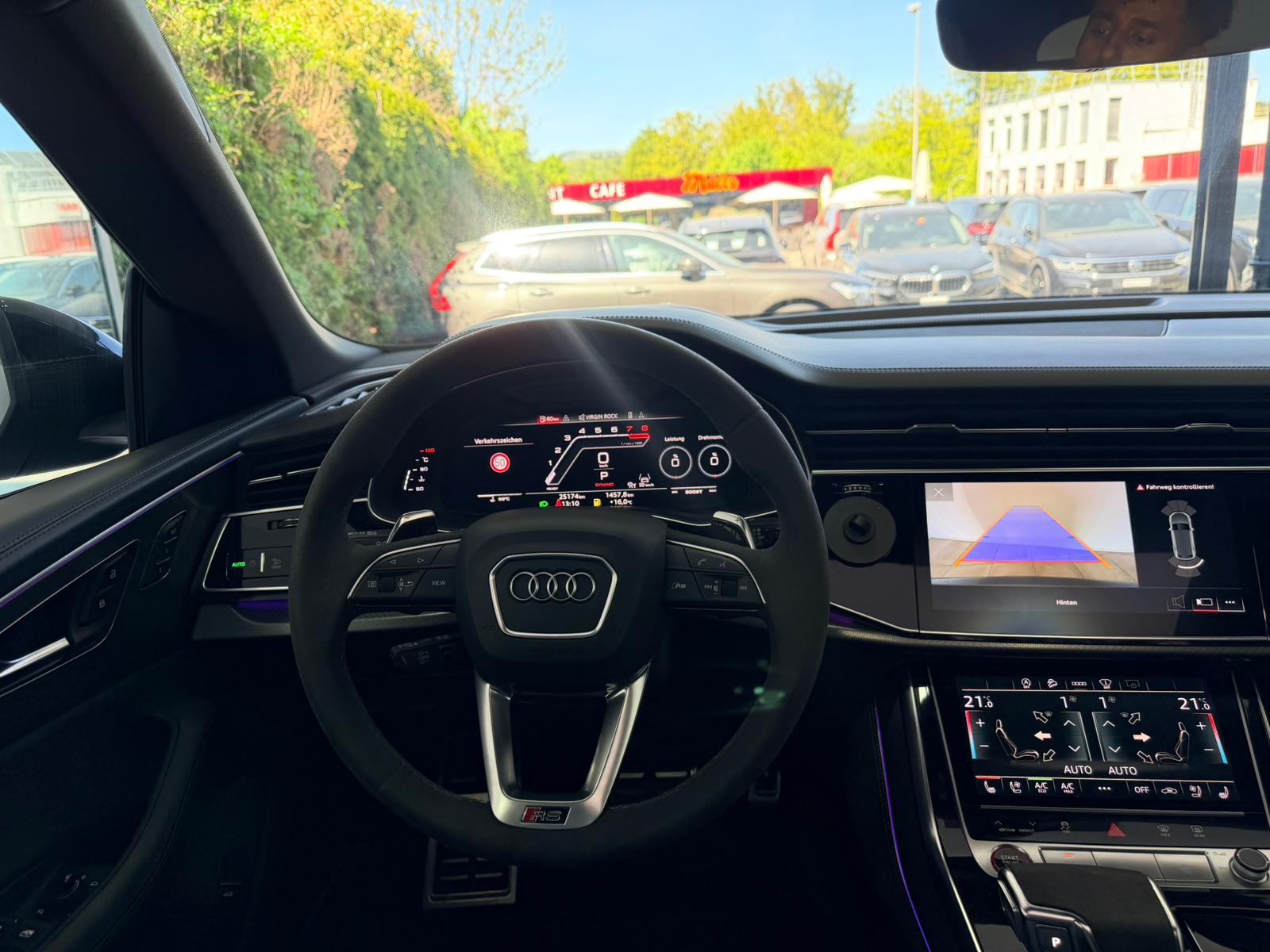 AUDI RSQ8 quattro tiptronic | VOLLAUSSTATTUNG | PANORAMA | GARANTIE BIS 100'000 KM |-image-16