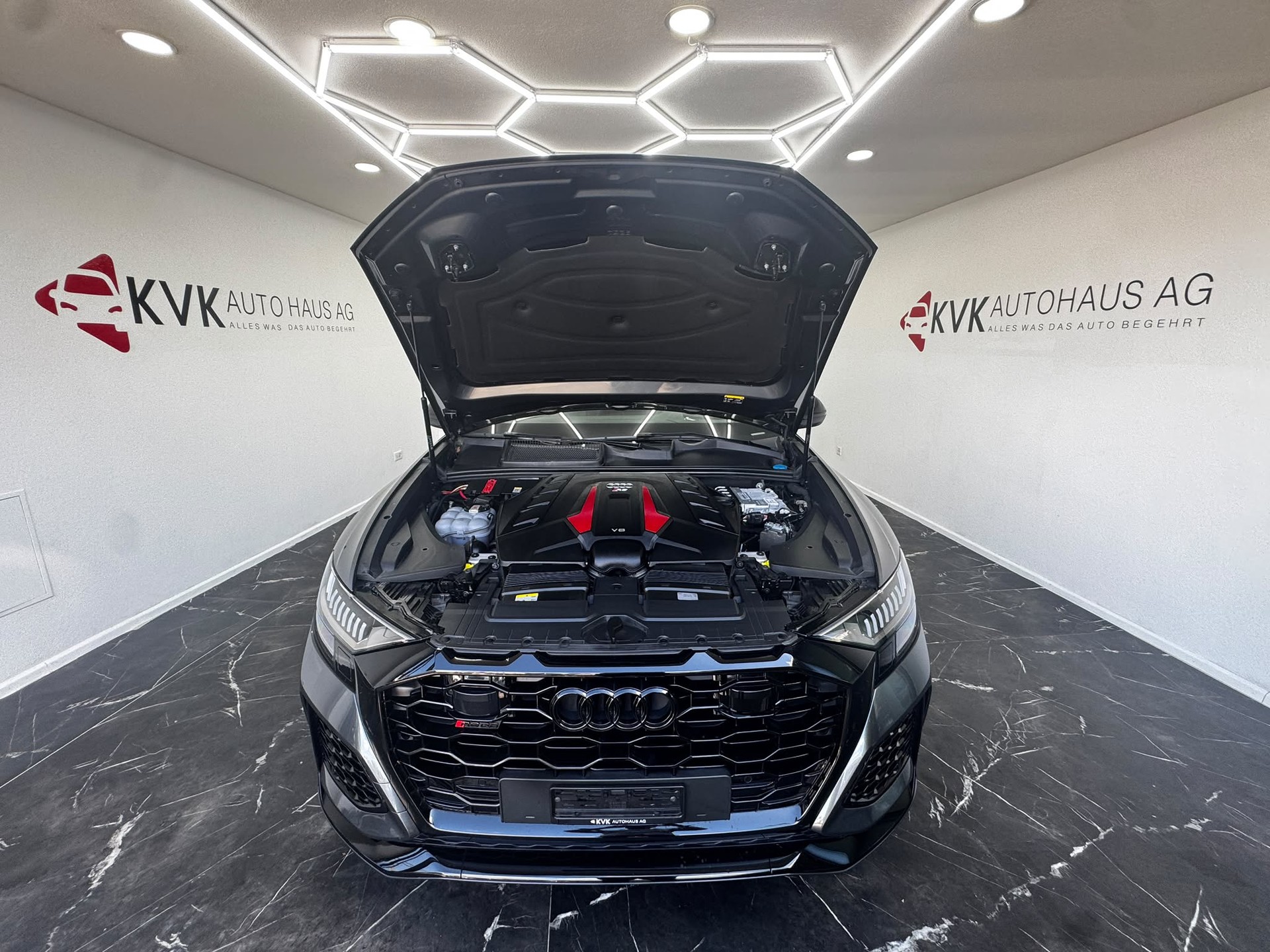 AUDI RSQ8 quattro tiptronic | VOLLAUSSTATTUNG | PANORAMA | GARANTIE BIS 100'000 KM |-image-26
