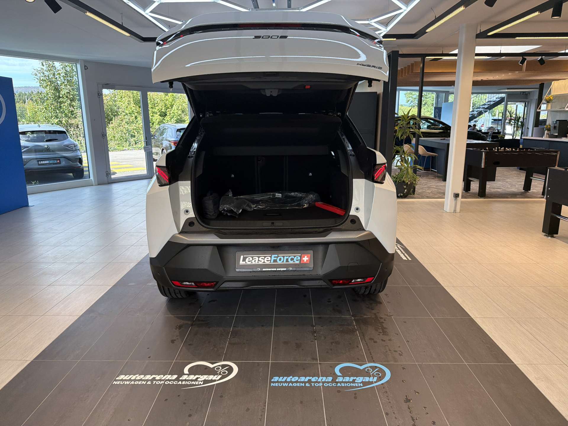 PEUGEOT 3008 145 GT Hybrid e-DCS-Automat-image-7