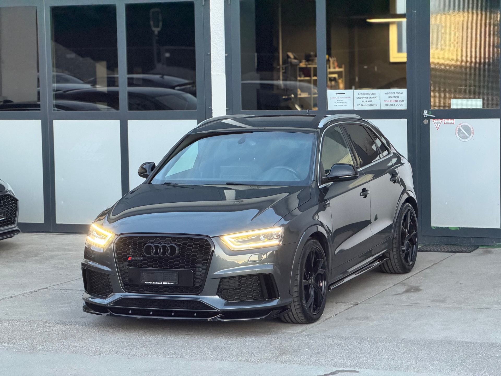 AUDI RS Q3 2.5 TFSI quattro S-tronic-image-1