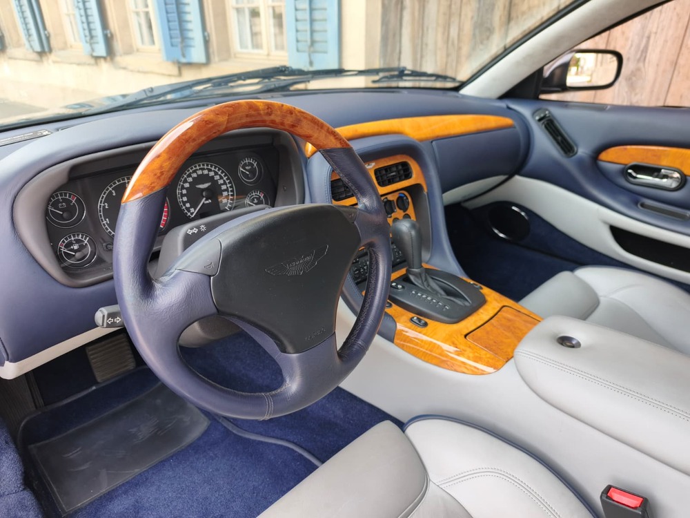 ASTON MARTIN DB7 Vantage-image-10