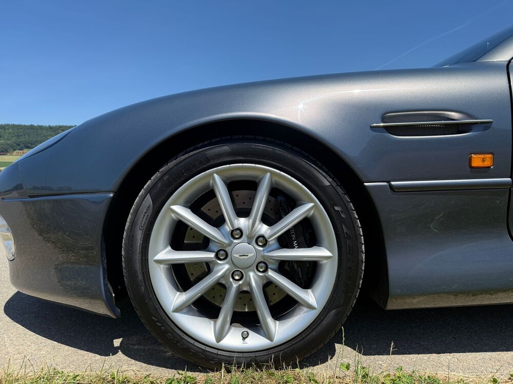 ASTON MARTIN DB7 Vantage-image-14