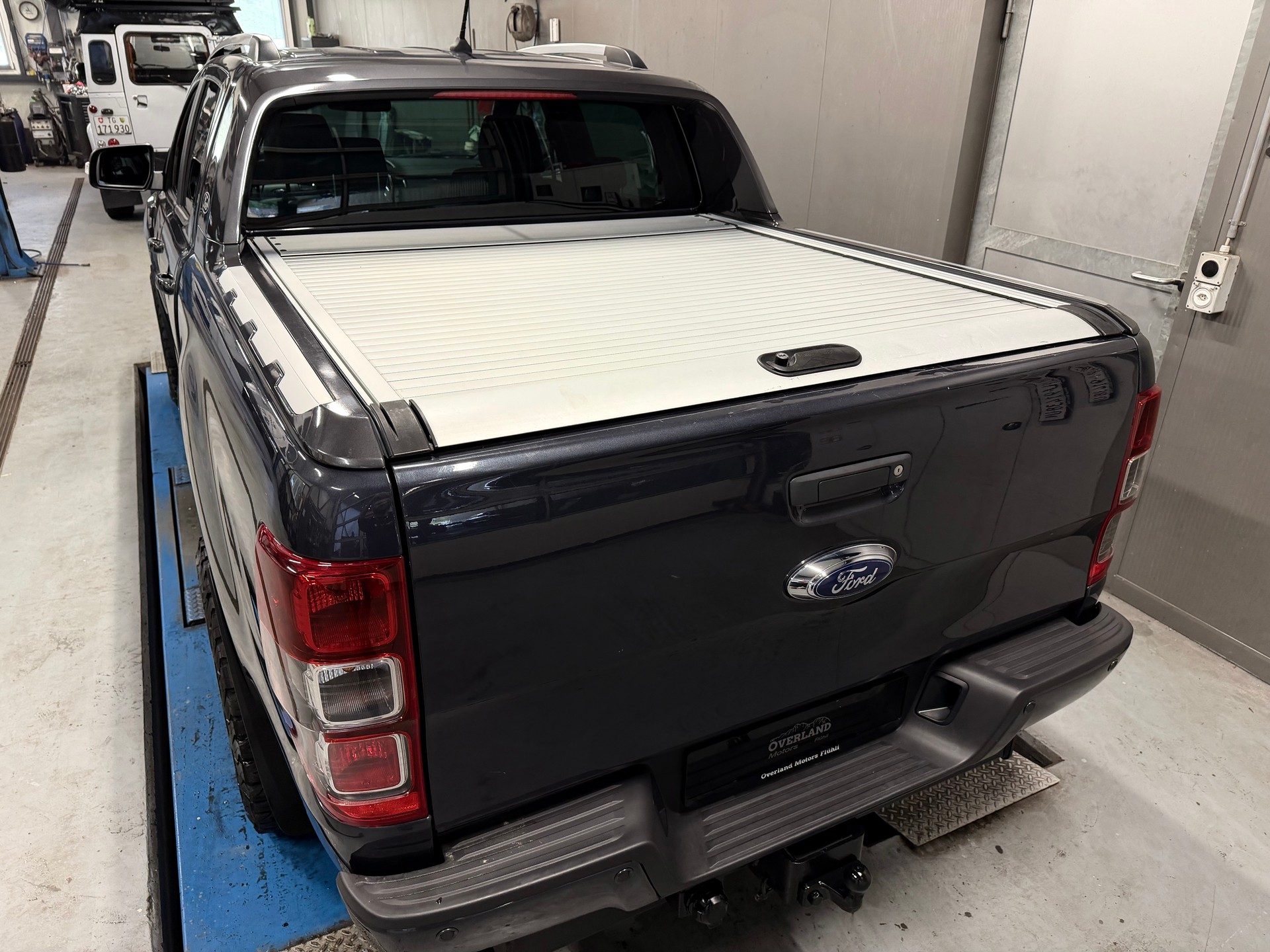 FORD Ranger Wildtrak 3.2 TDCi 4x4 A-image-4