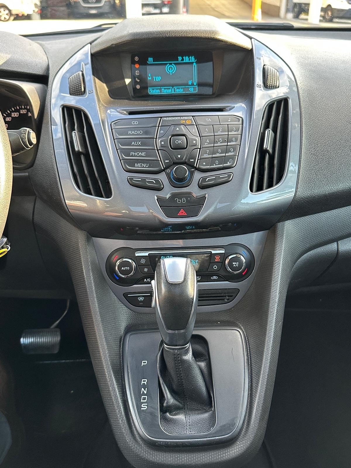 FORD Tourneo Connect 1.6 SCTi Titanium Automatic-image-7
