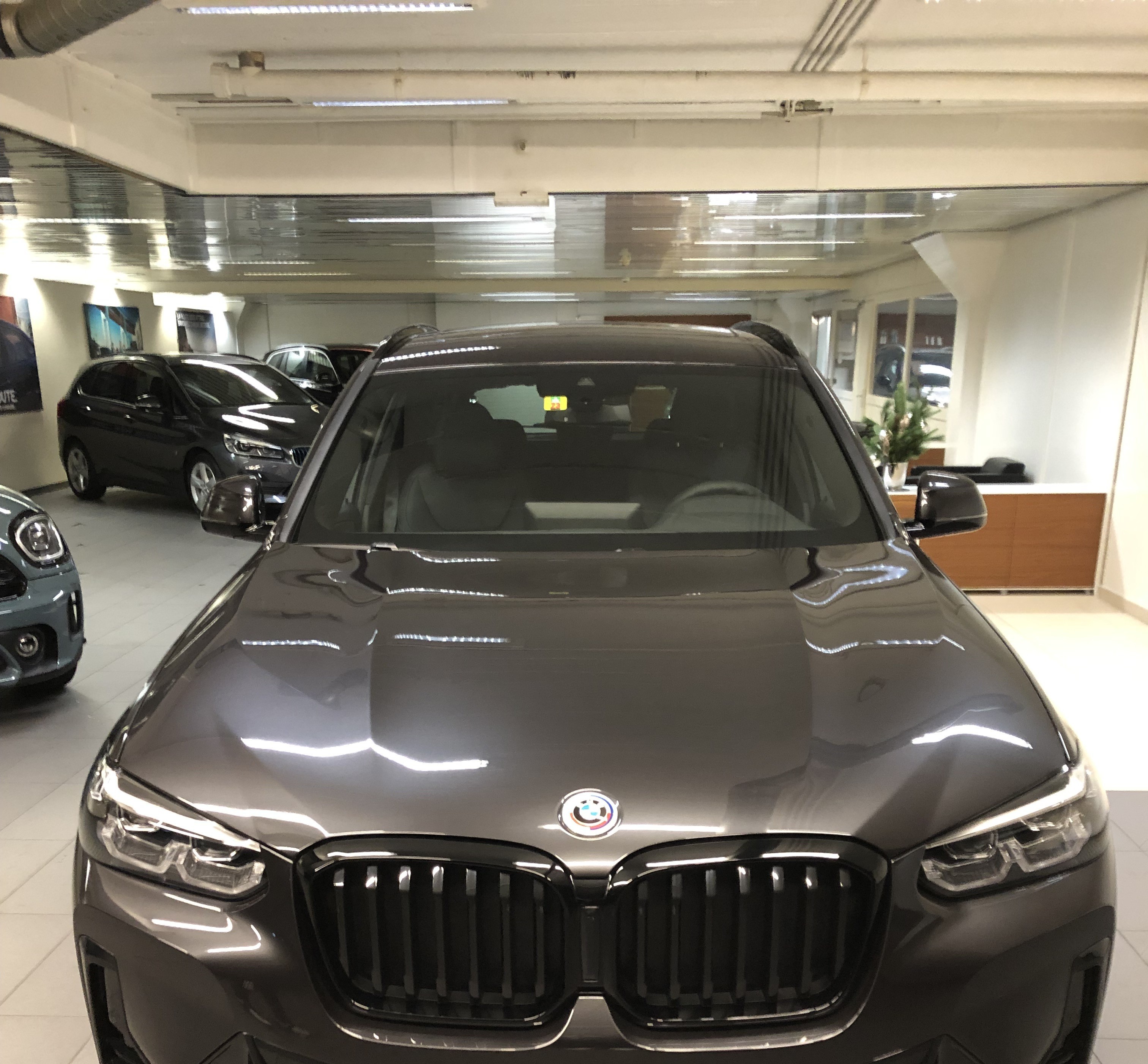 Car photo