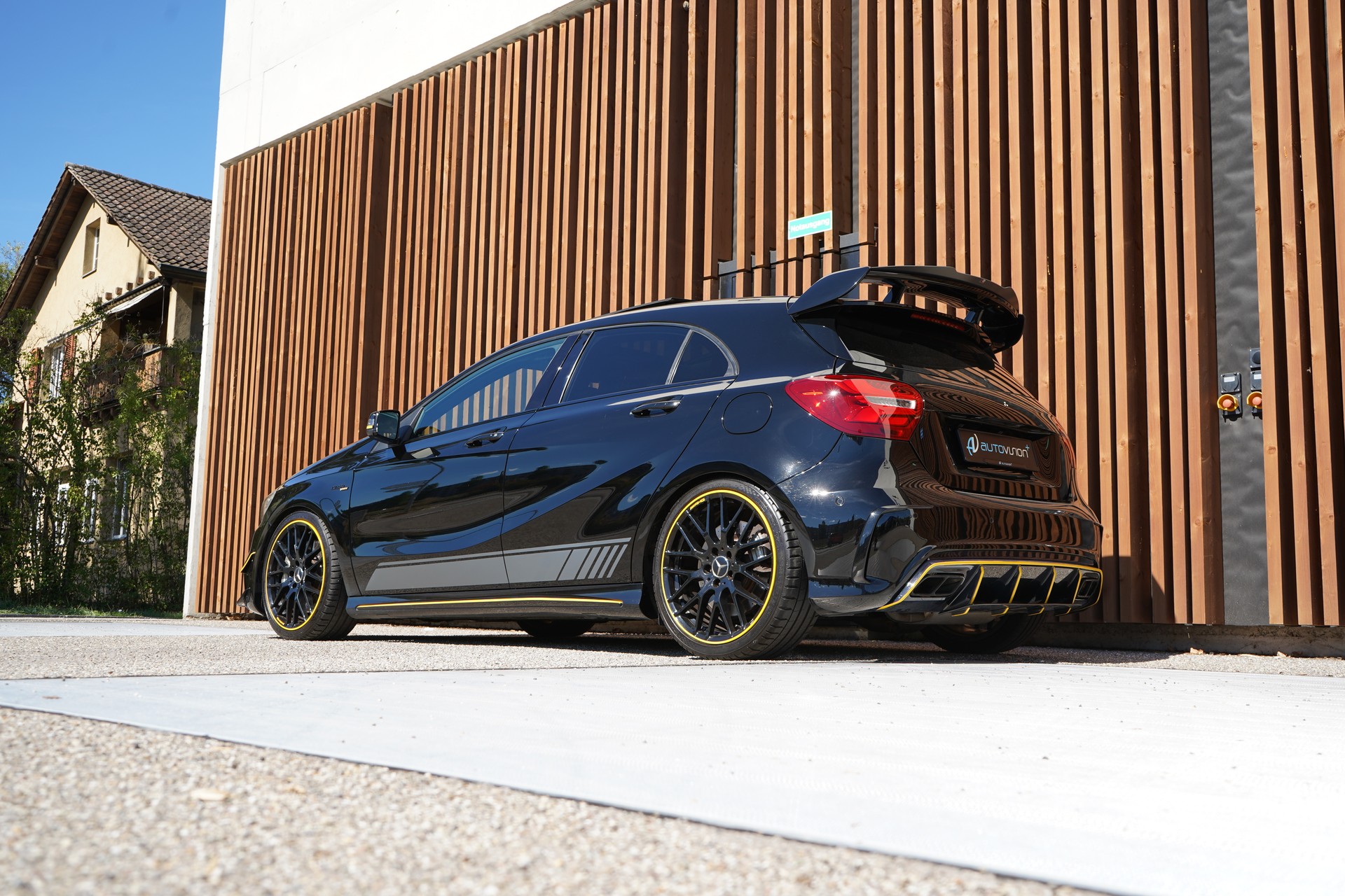 MERCEDES-BENZ A 45 AMG YELLOW NIGHT EDITION 4MATIC 7G-DCT l 380 PS-image-5