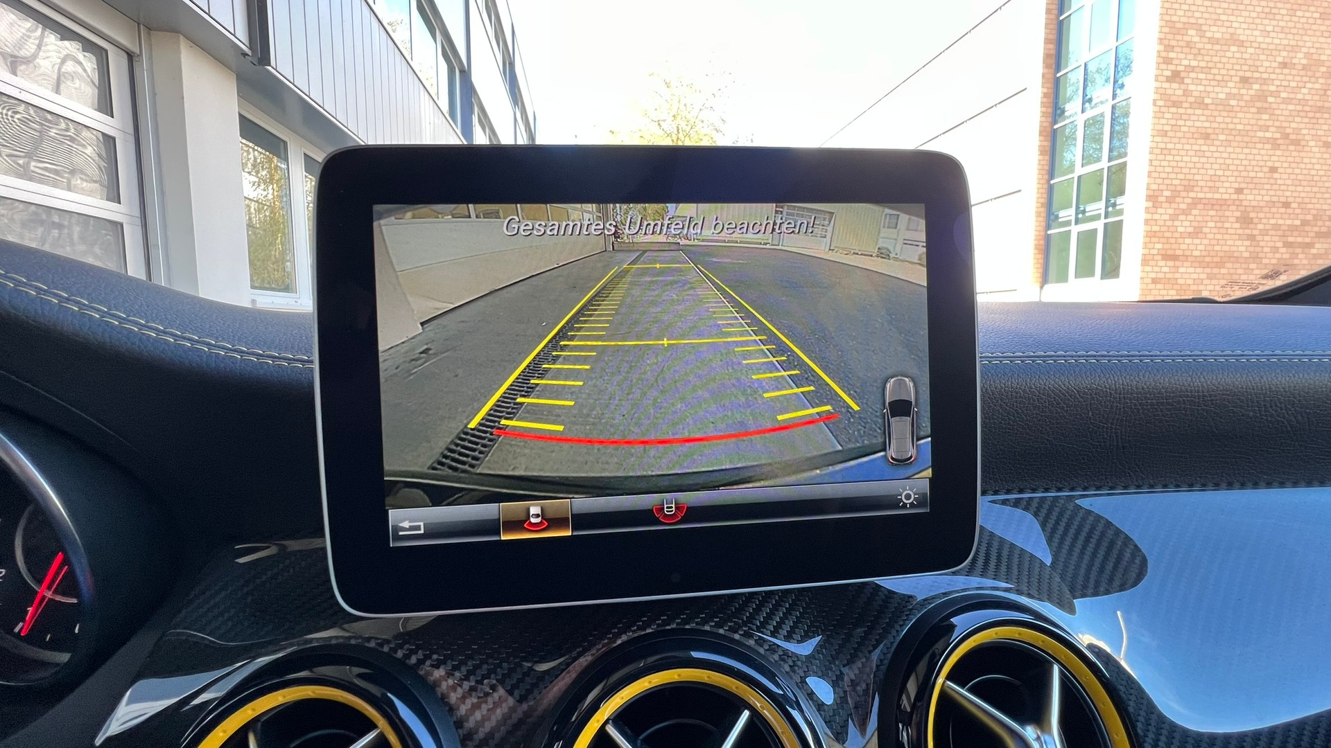 MERCEDES-BENZ A 45 AMG YELLOW NIGHT EDITION 4MATIC 7G-DCT l 380 PS-image-25