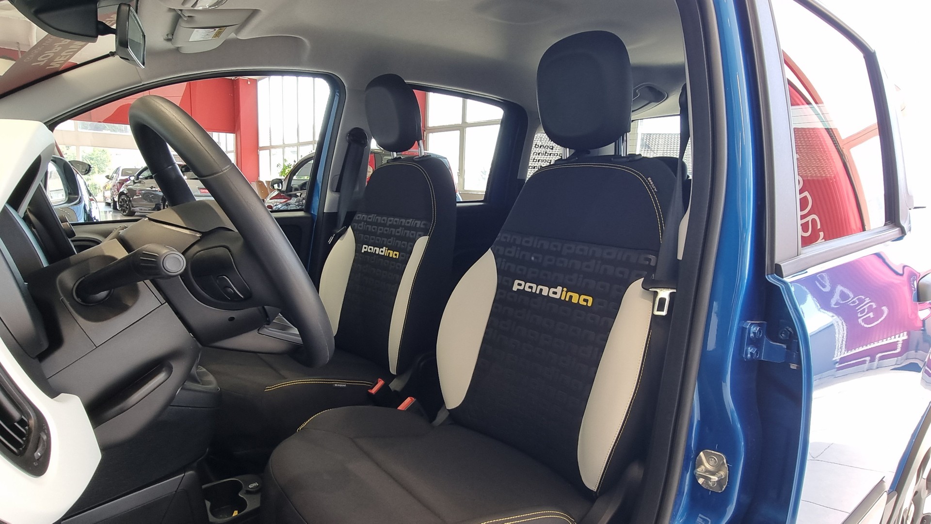 FIAT Pandina 1.0 Hybrid Cross-image-18