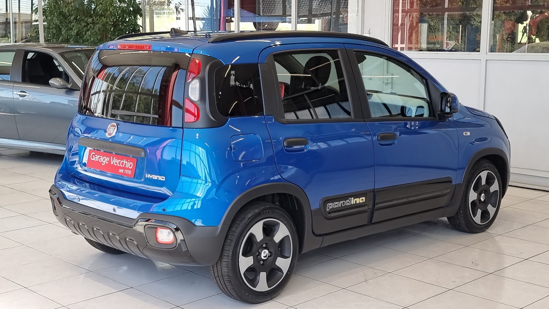 FIAT Pandina 1.0 Hybrid Cross-image-4