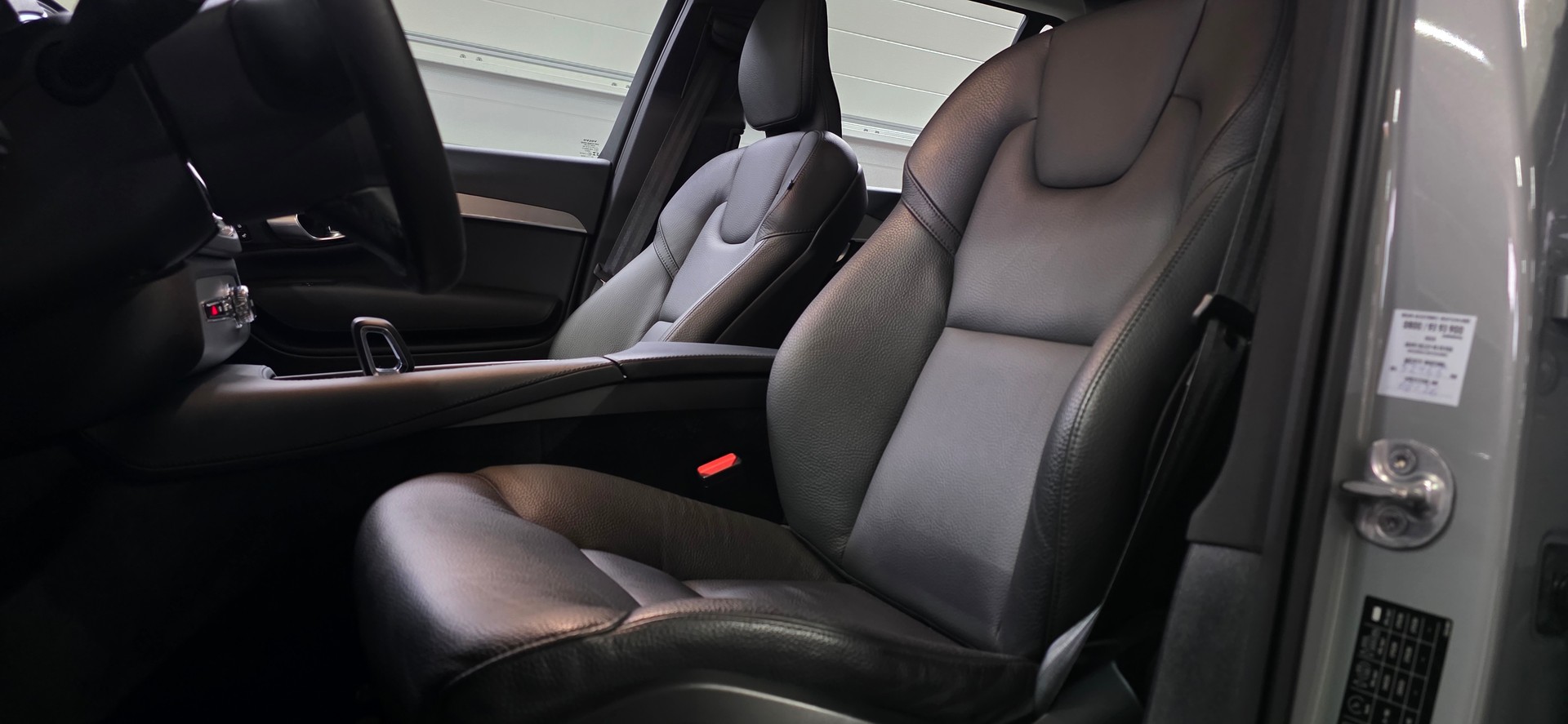 VOLVO XC90 B5 Benzin Mild Hybrid AWD *Sitz-&Lenkradheizung*Spurhalte-&Abstandsassistent*Rückfahrkamera*AndroidAuto&CarPlay*-image-9