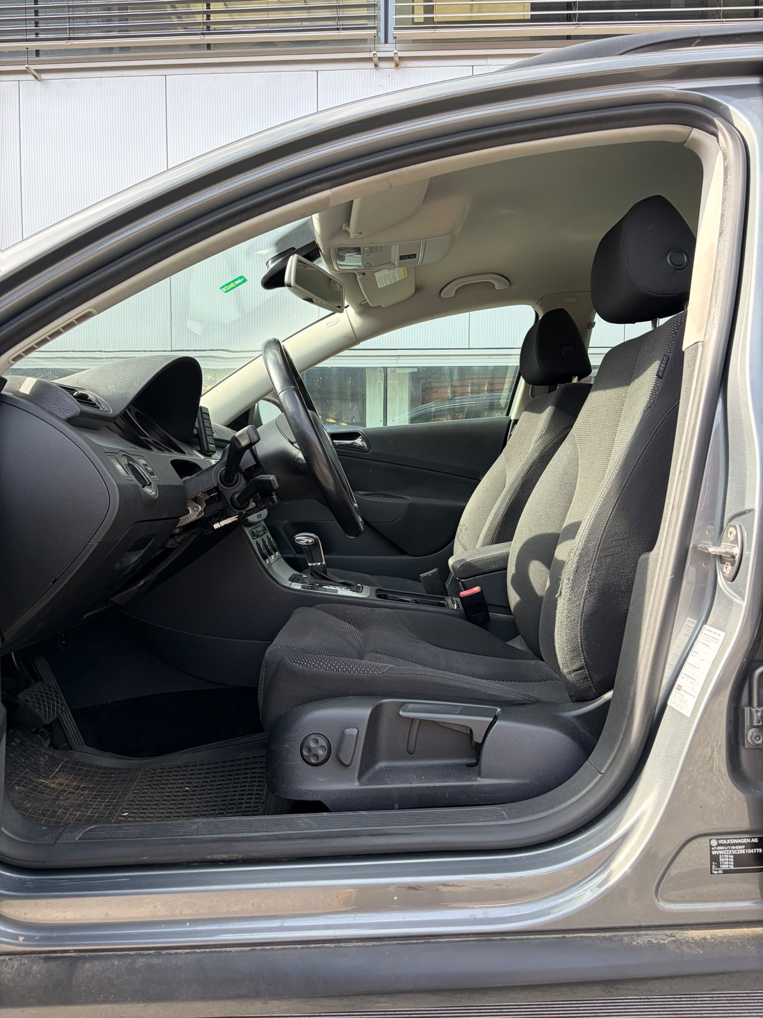 VW Passat Variant 2.0 TDI Trendline-image-6