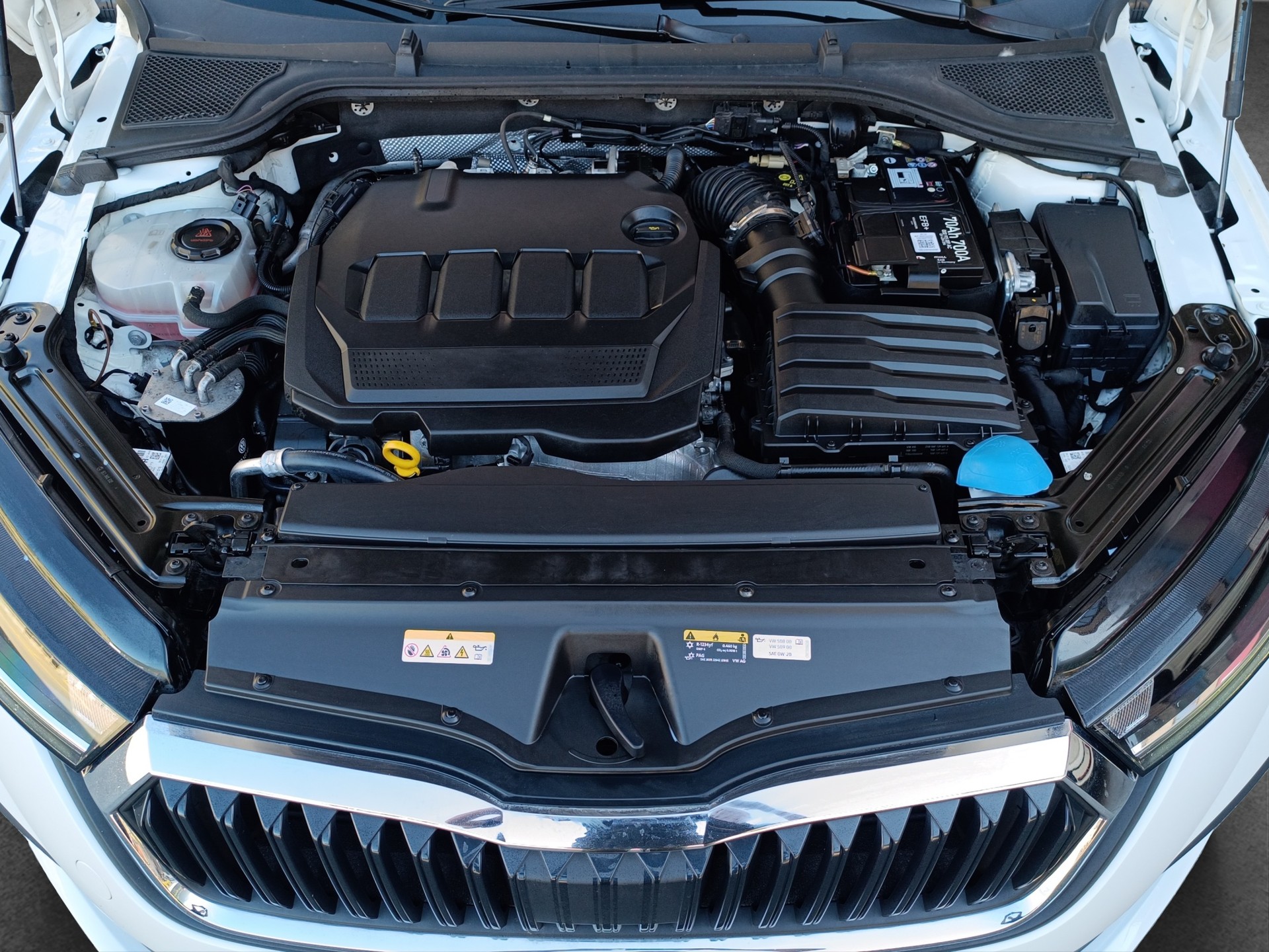 SKODA Octavia Combi 2.0 TDI DSG Ambition 4x4-image-17