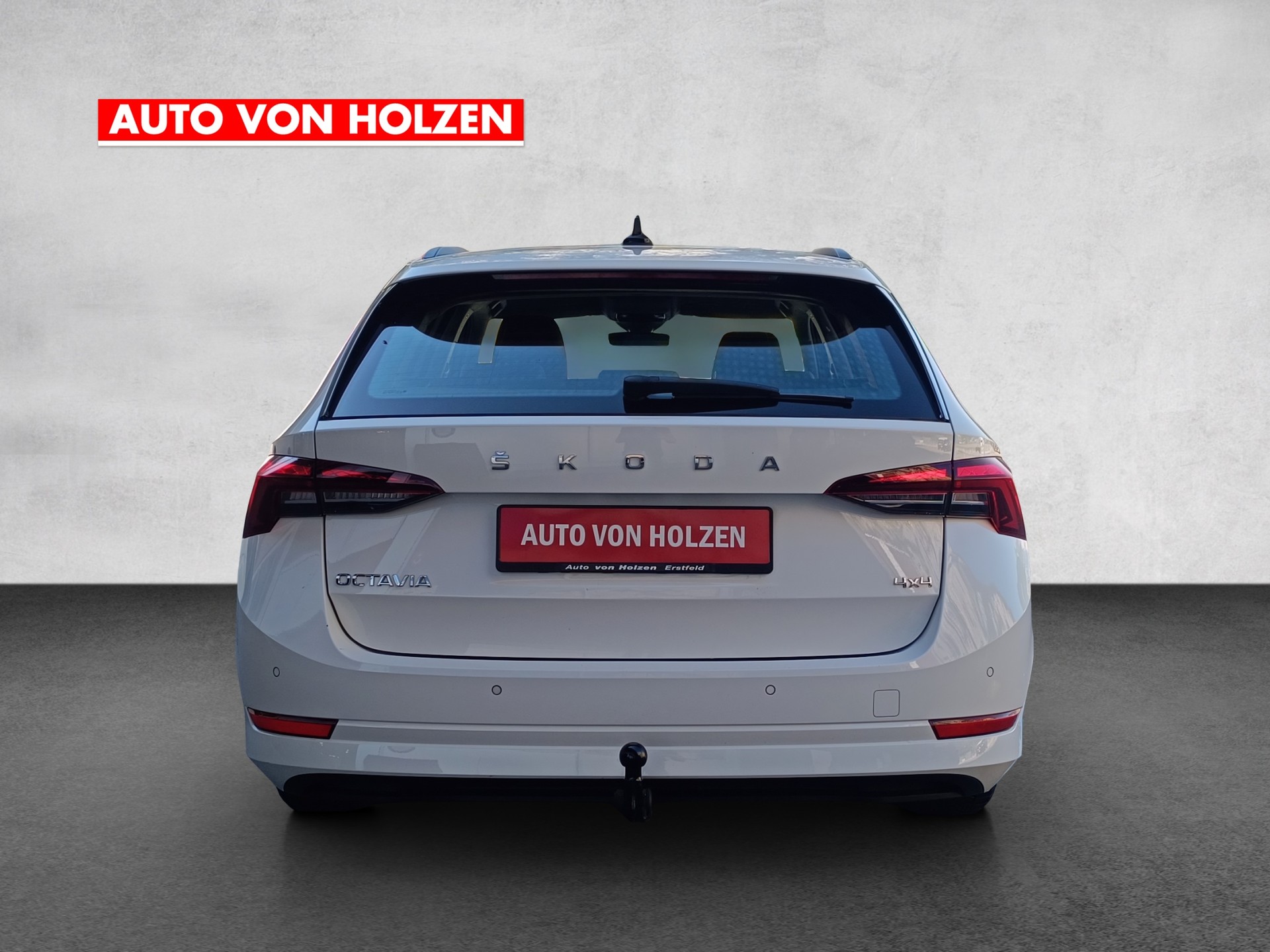 SKODA Octavia Combi 2.0 TDI DSG Ambition 4x4-image-3