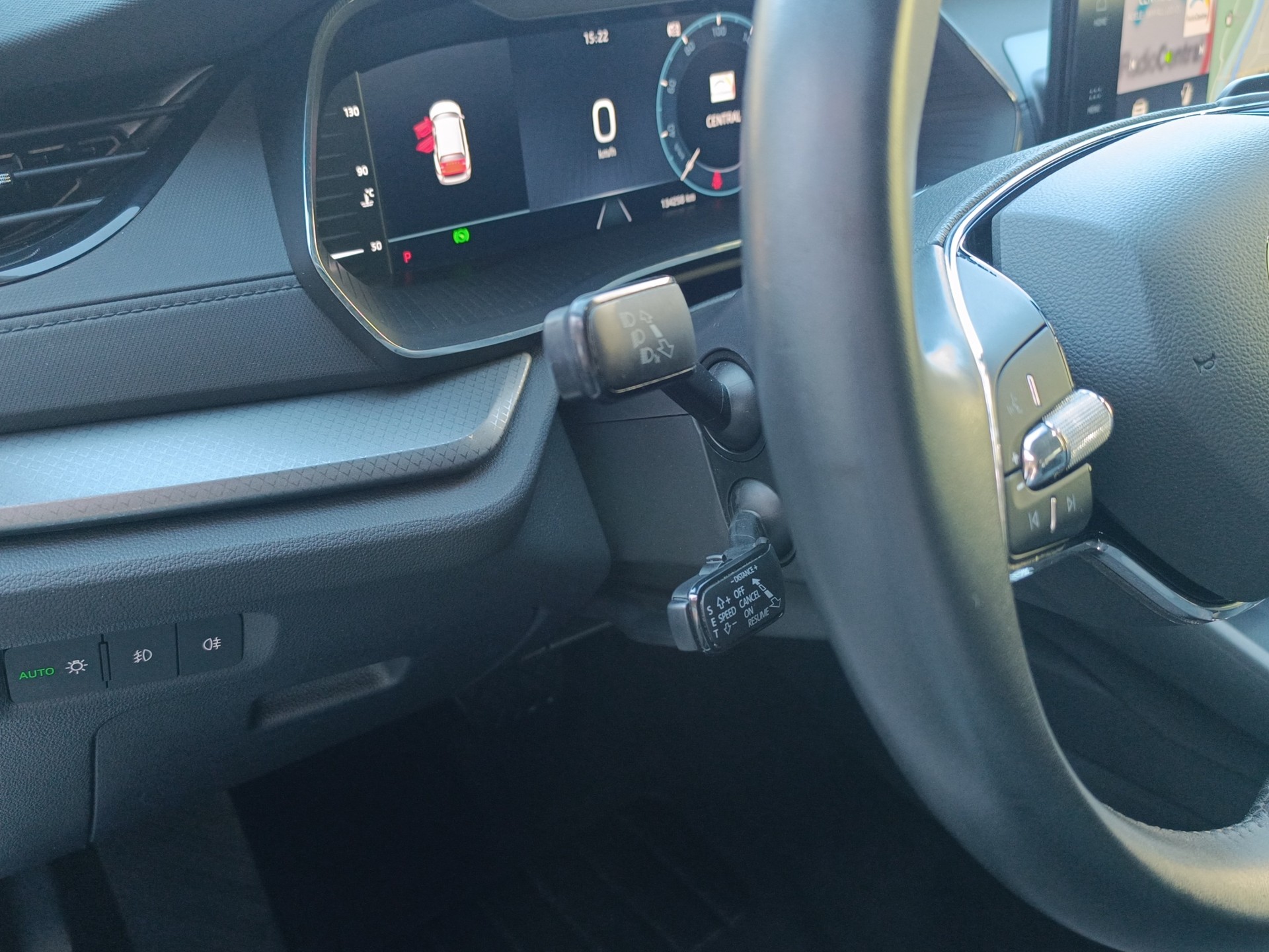 SKODA Octavia Combi 2.0 TDI DSG Ambition 4x4-image-20