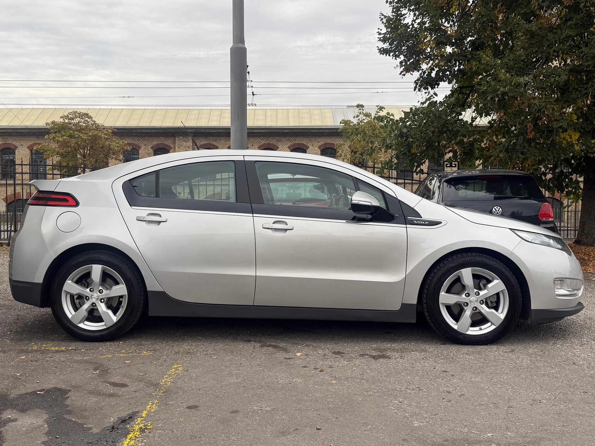 CHEVROLET Volt E-image-2
