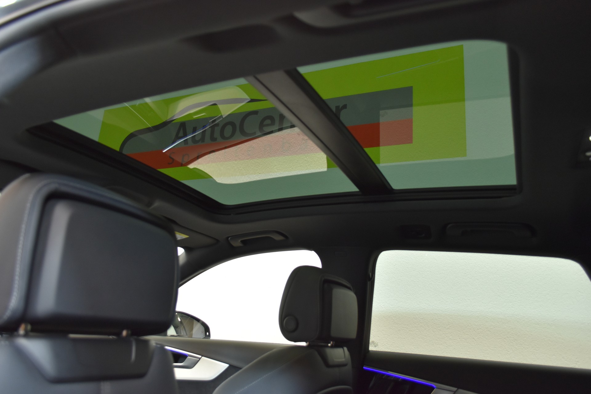 AUDI A4 Avant 40 TDI S line Competition Attraction quattro S-tronic-image-10