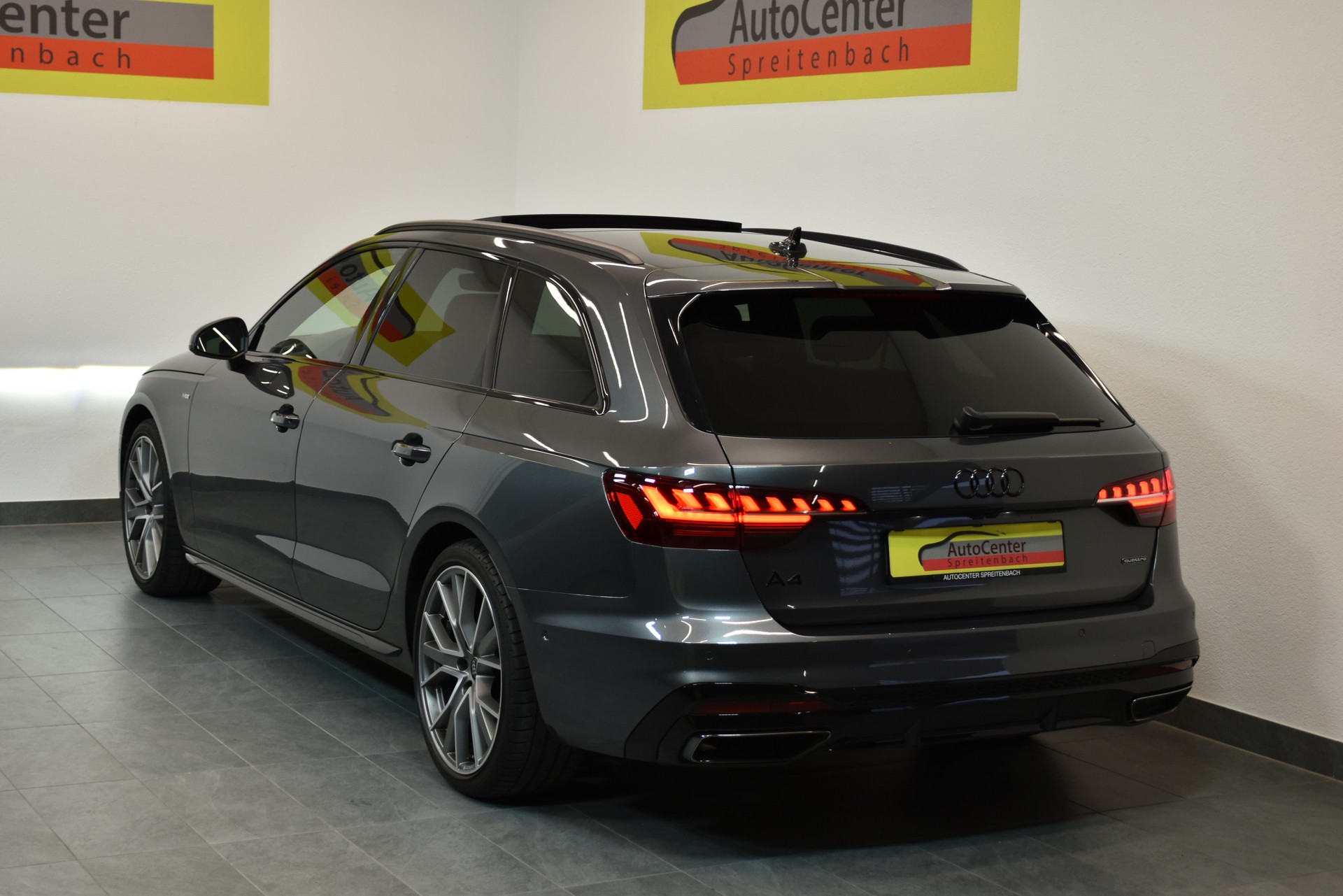 AUDI A4 Avant 40 TDI S line Competition Attraction quattro S-tronic-image-13