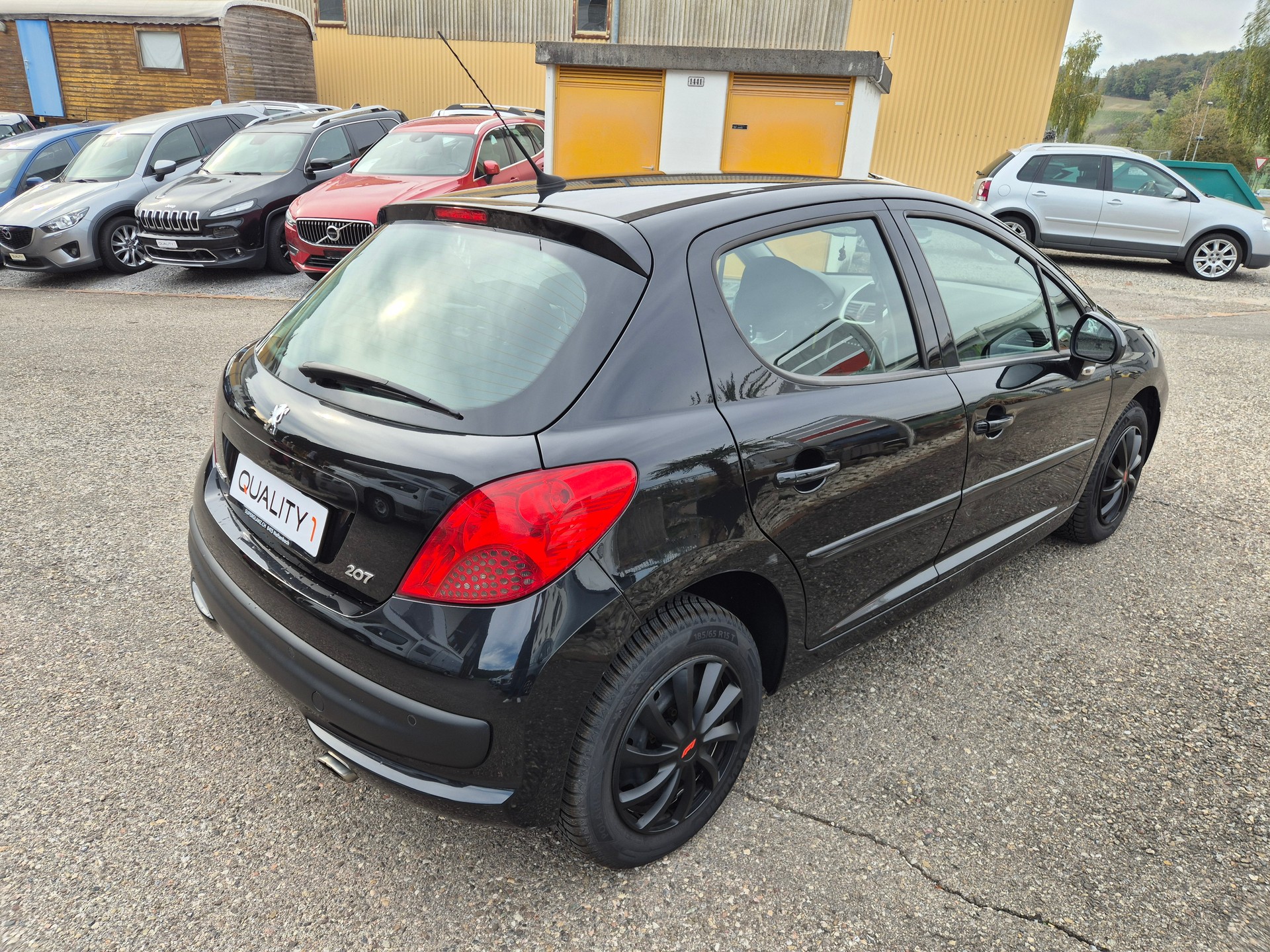PEUGEOT 207 1.6 16V XT Automatic-image-2