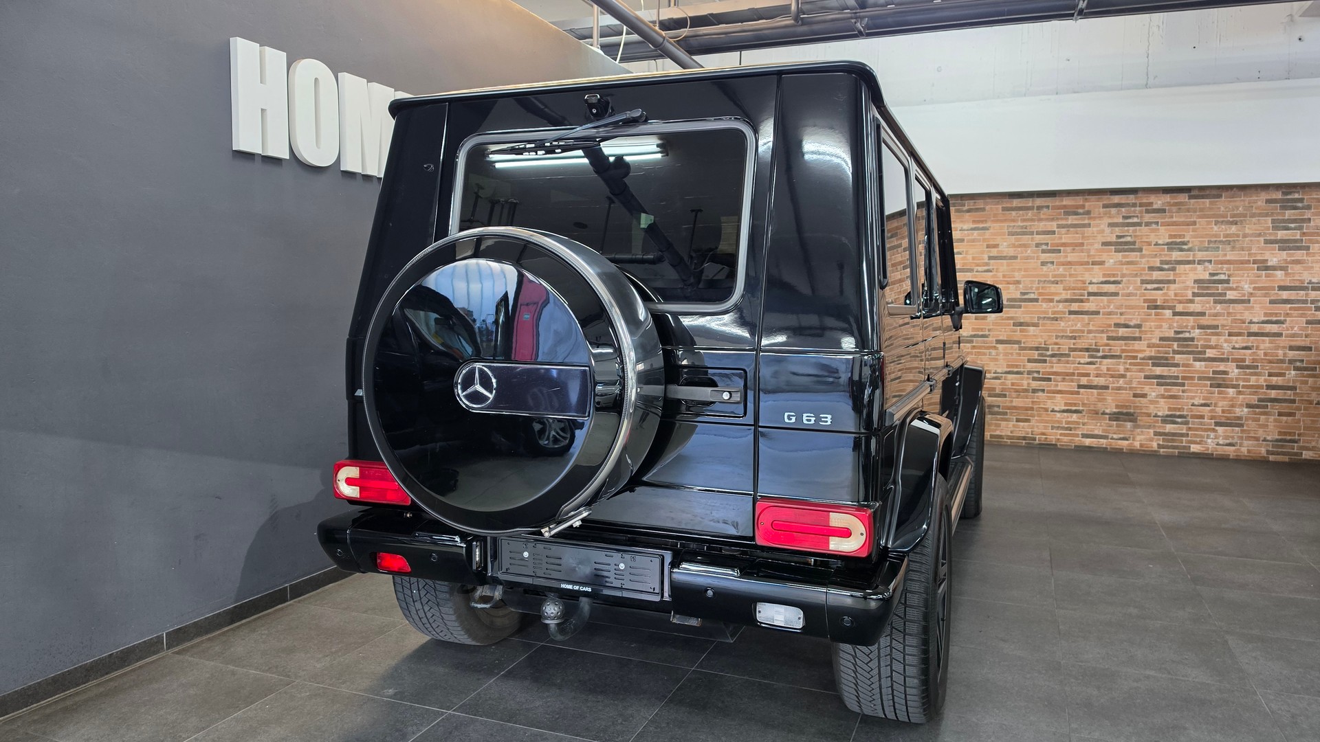 MERCEDES-BENZ G 63 AMG Automatic-image-7