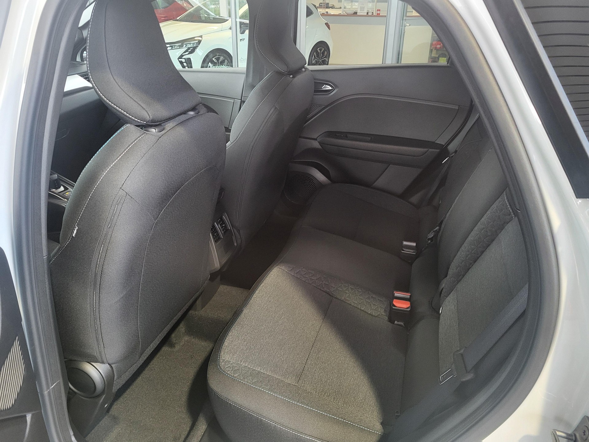 MITSUBISHI ASX 1.3 MH Sport-image-5
