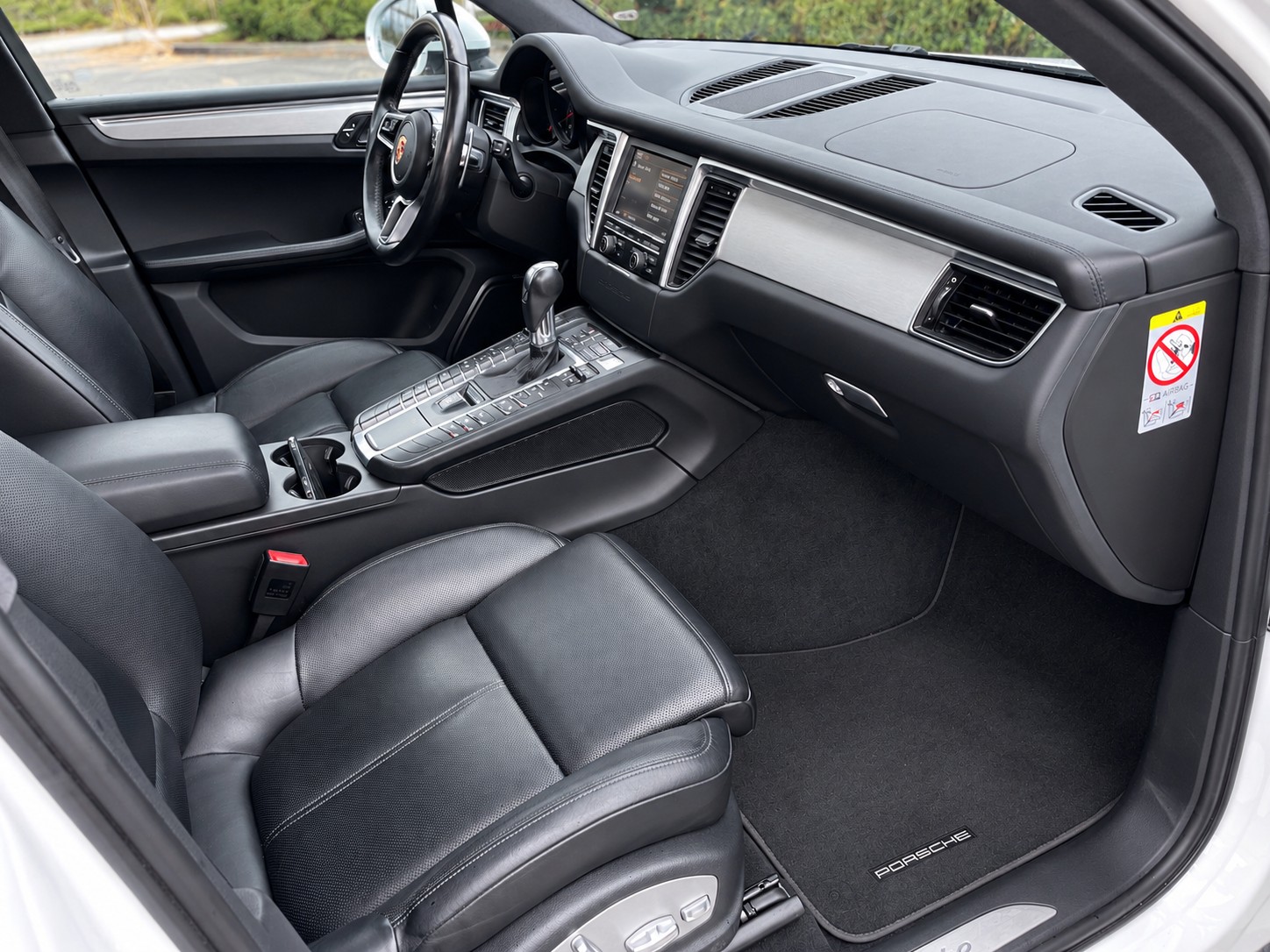 PORSCHE Macan Turbo PDK-image-20