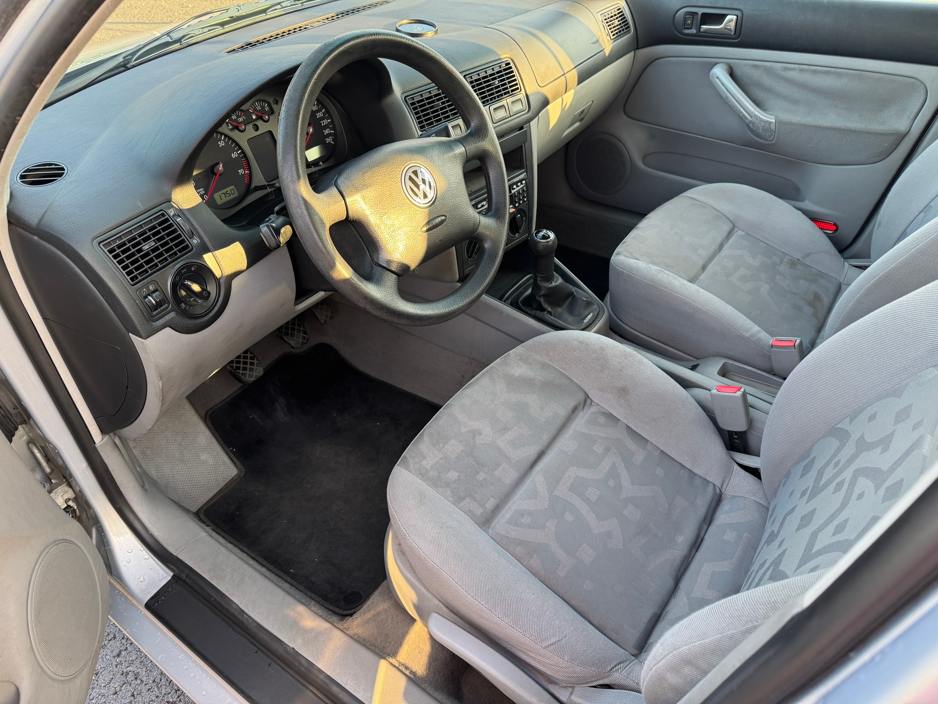 VW 1.6-image-5