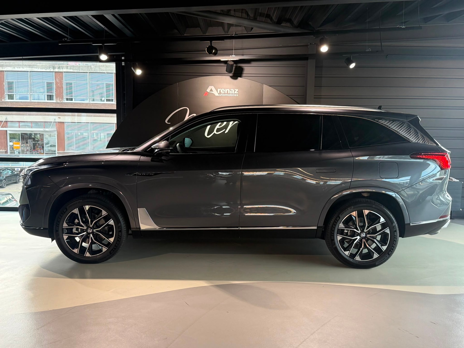 MG S9 1.5 TGDI PHEV Premium-image-3