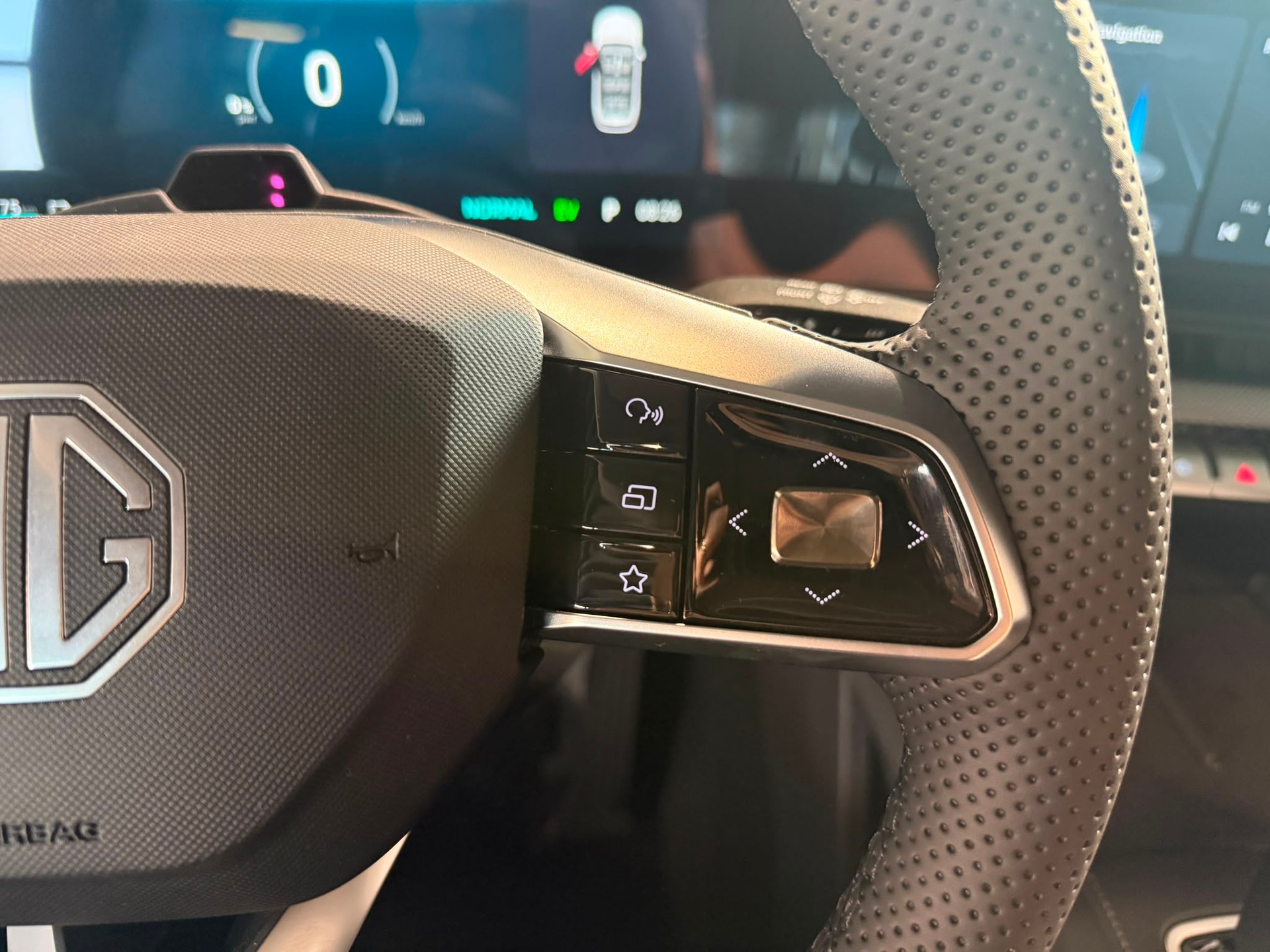 MG S9 1.5 TGDI PHEV Premium-image-18