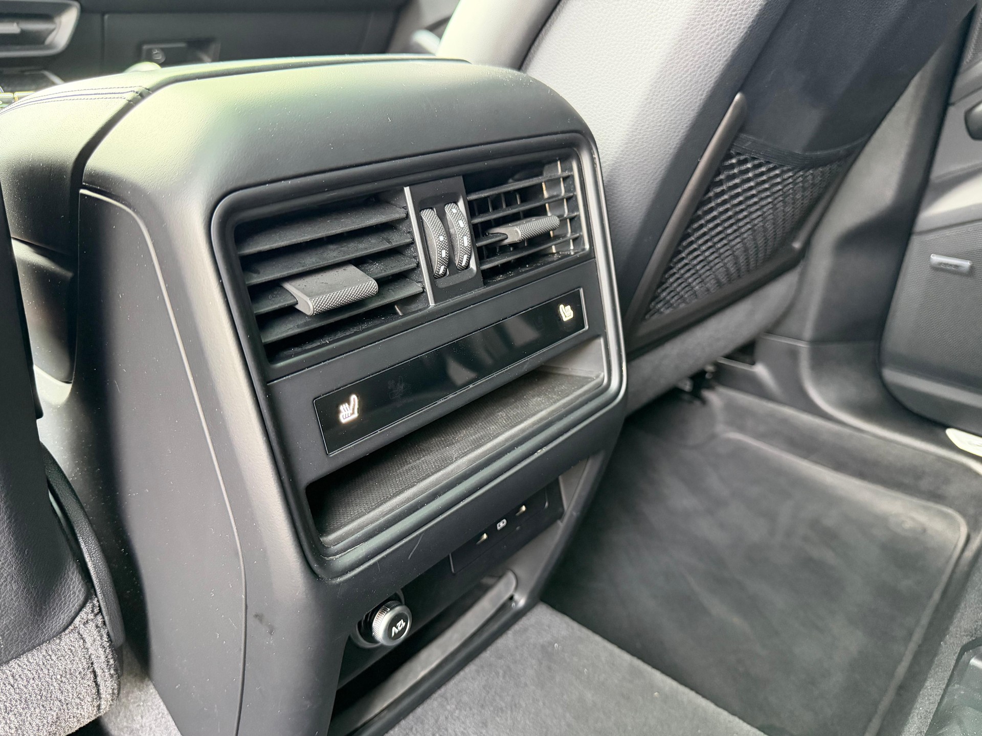 PORSCHE Cayenne E-Hybrid Tiptronic-image-15